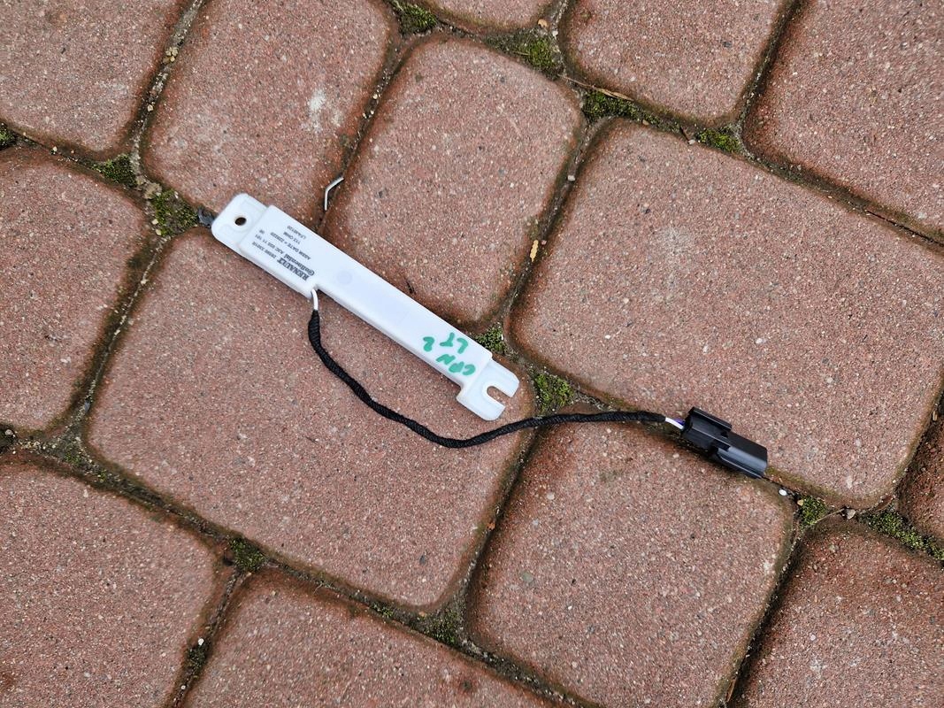 Antenne keyless Renault Captur II 2 285903301R