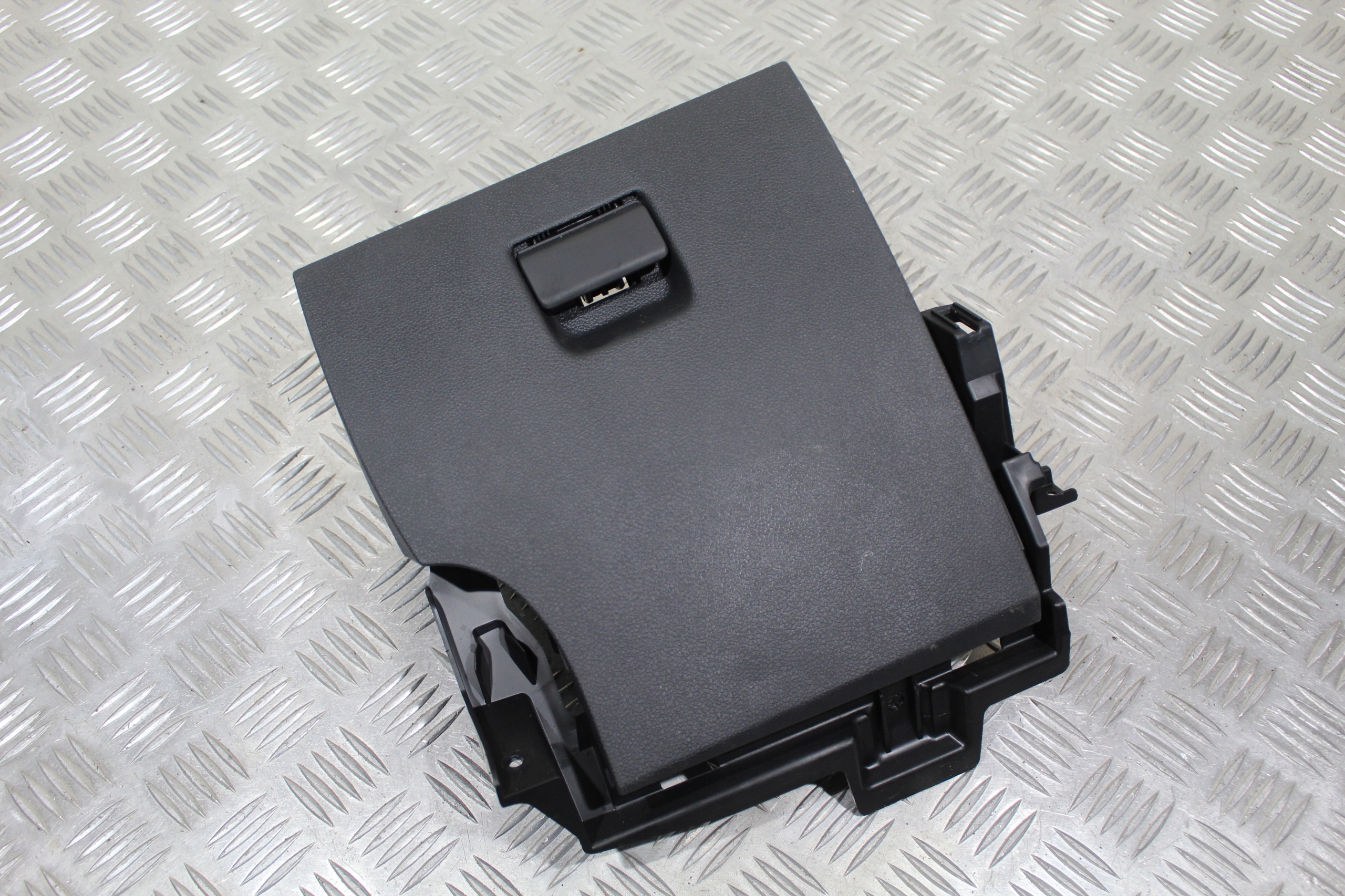 passenger compartment consoles PEUGEOT 508 9686447777