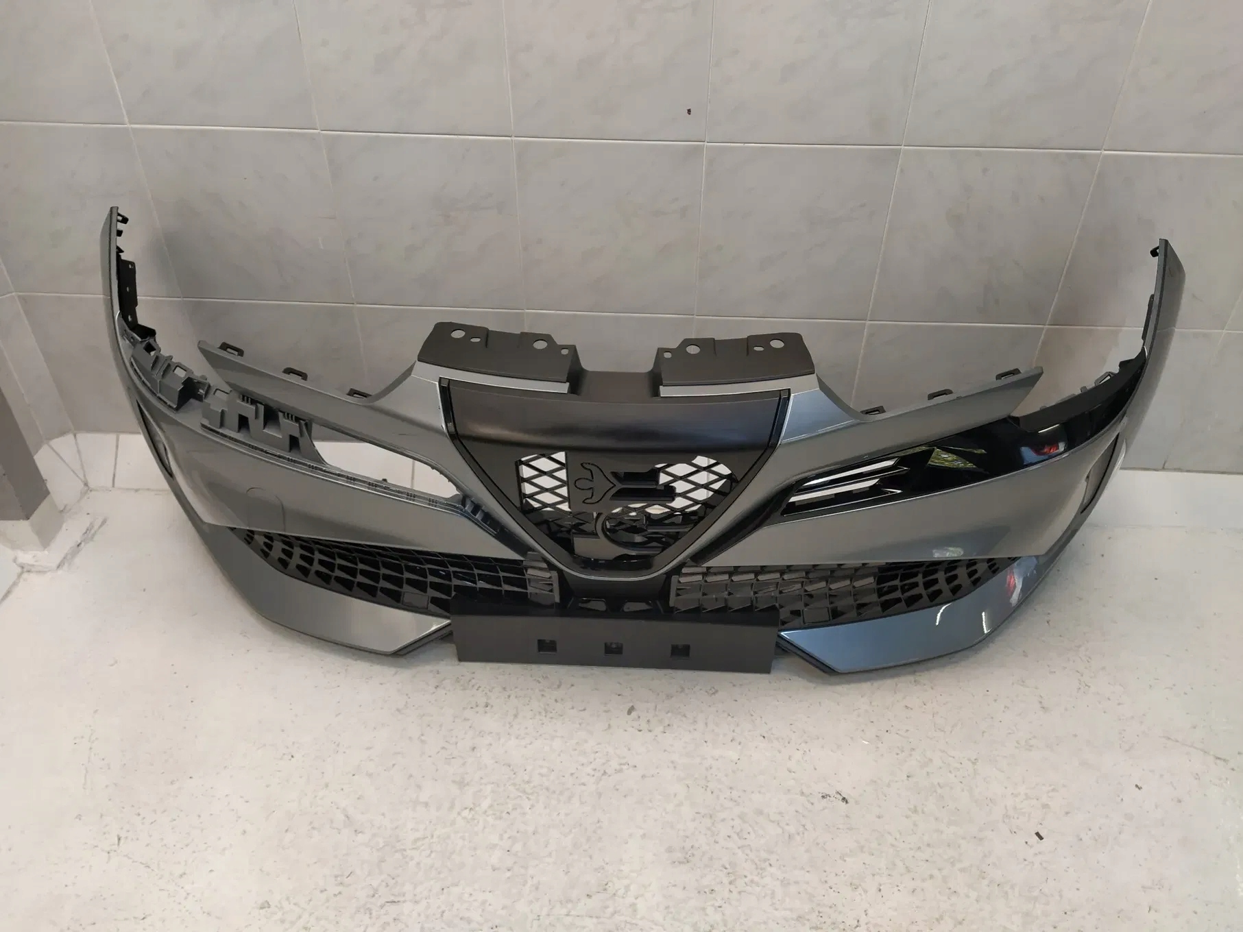 ALFA ROMEO JUNIOR 2024- bumper front front grill KRATKI original