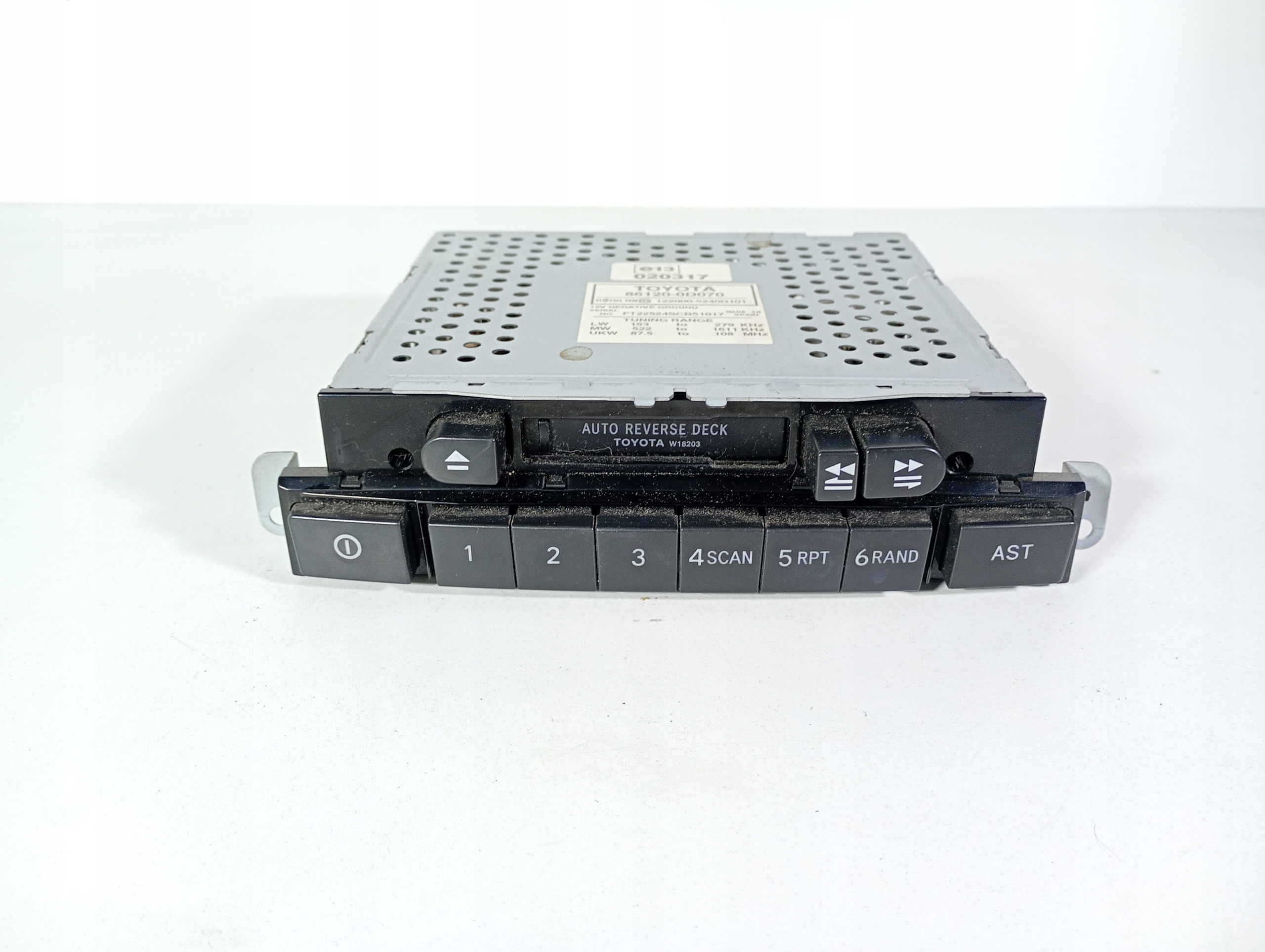 Toyota Yaris 1 99-06 RADIO original missing code OE 861200D070
