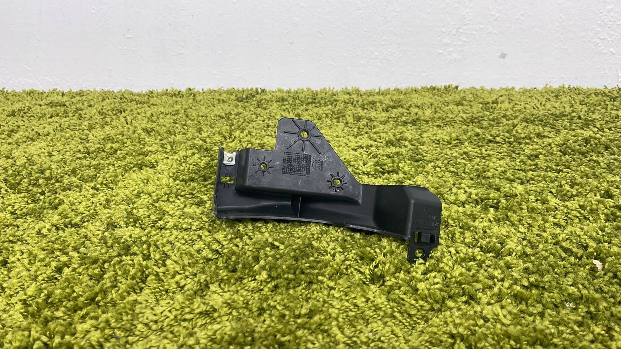 Ślizg Mocowanie Zderzak Prawy Tył Fiat 500X 14- ORYG