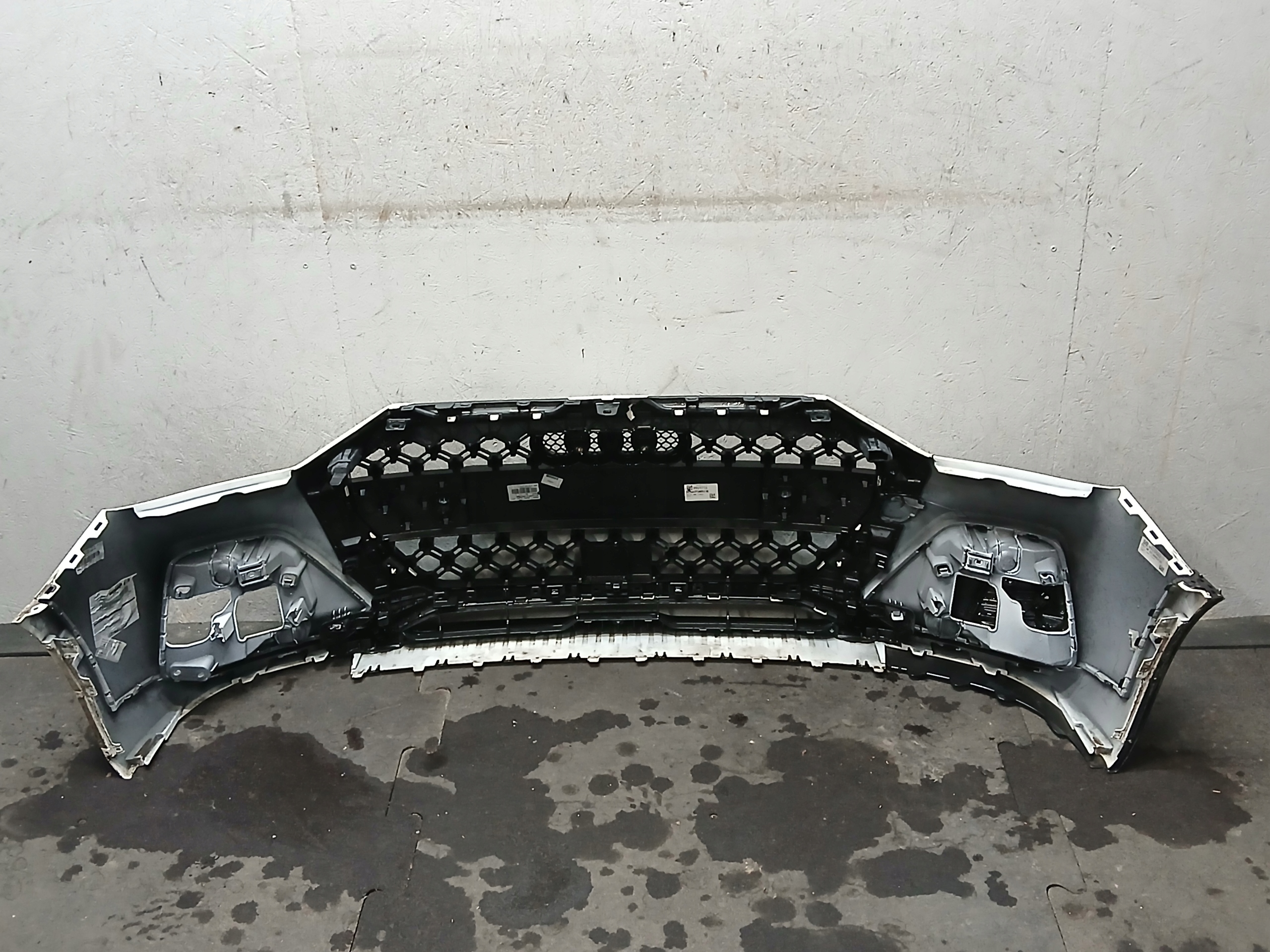 bumper front AUDI A1 82A CITYCARVER
