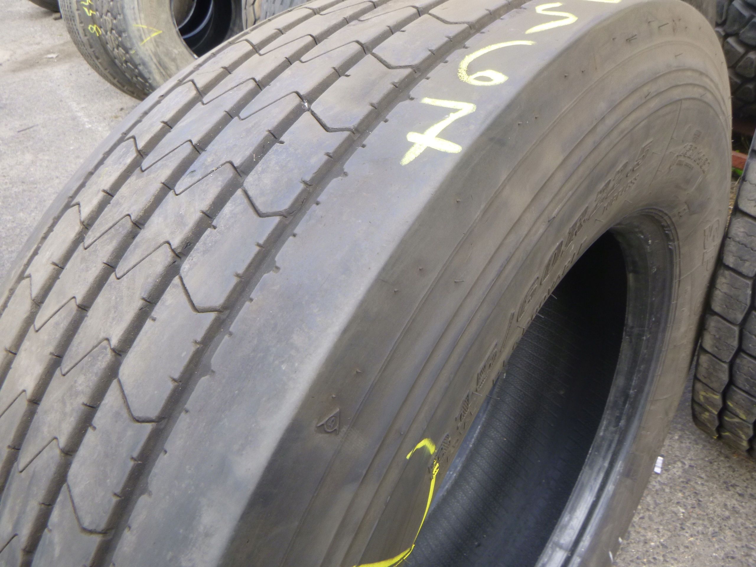 315 / 60r22. 5 Dunlop SP346 Передня шина