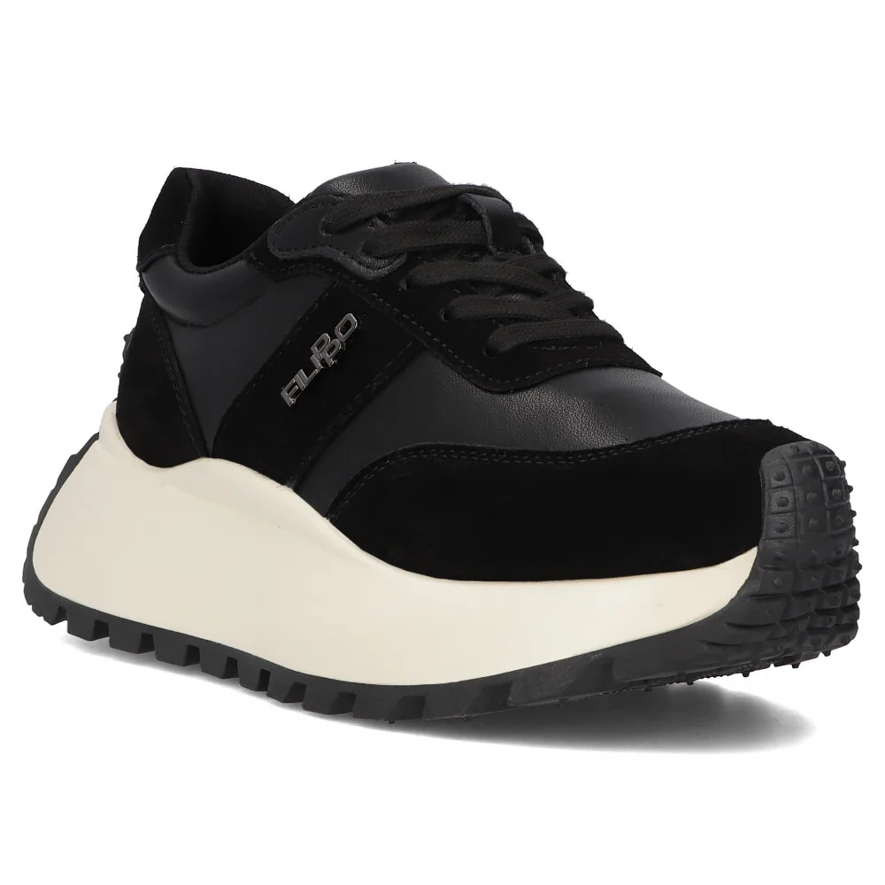 Filippo DP6785/25 Bk Kožené lehké tenisky, pohodlné sportovní boty, velikost vel.