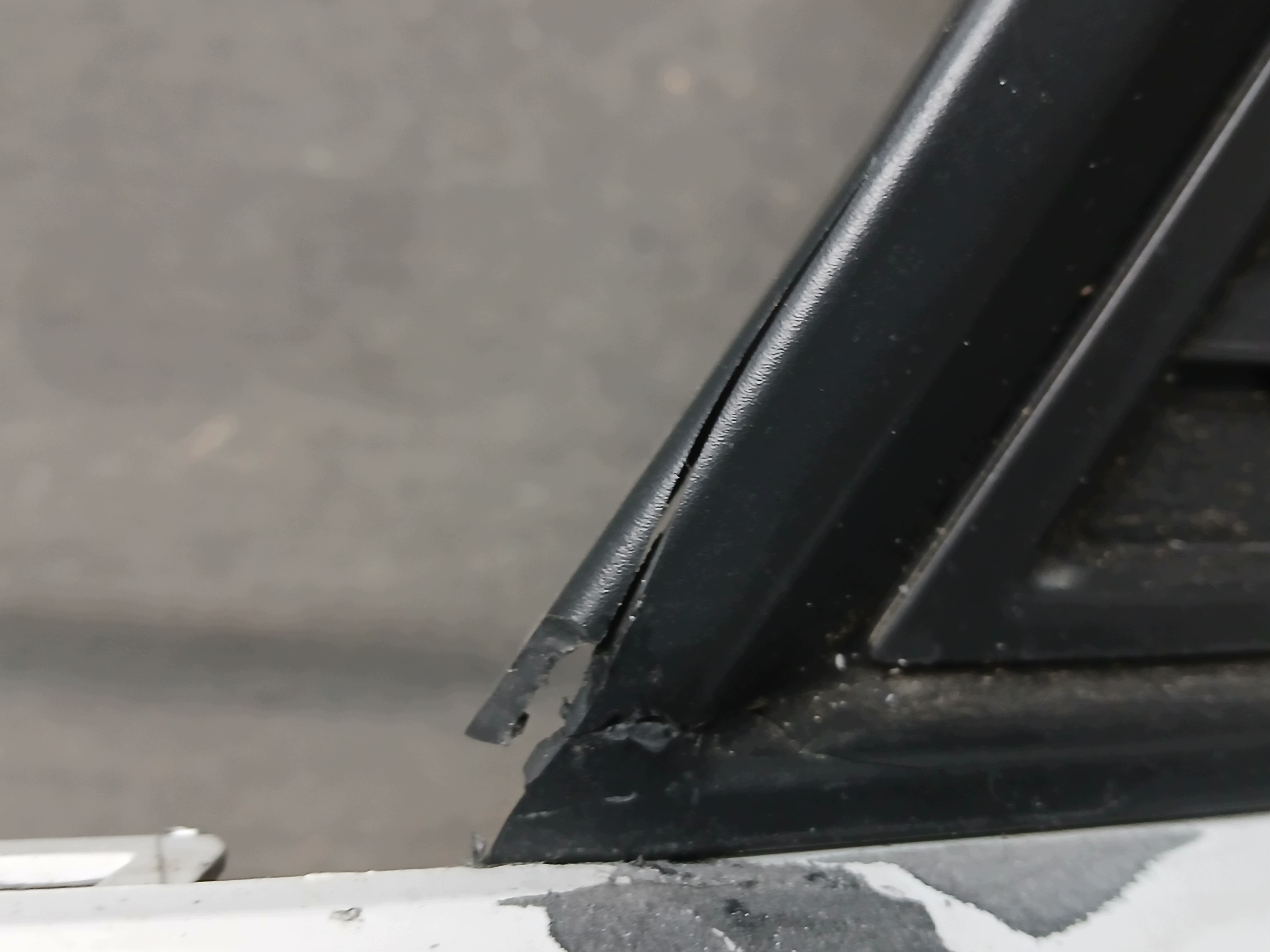 bumper front AUDI A1 82A 18