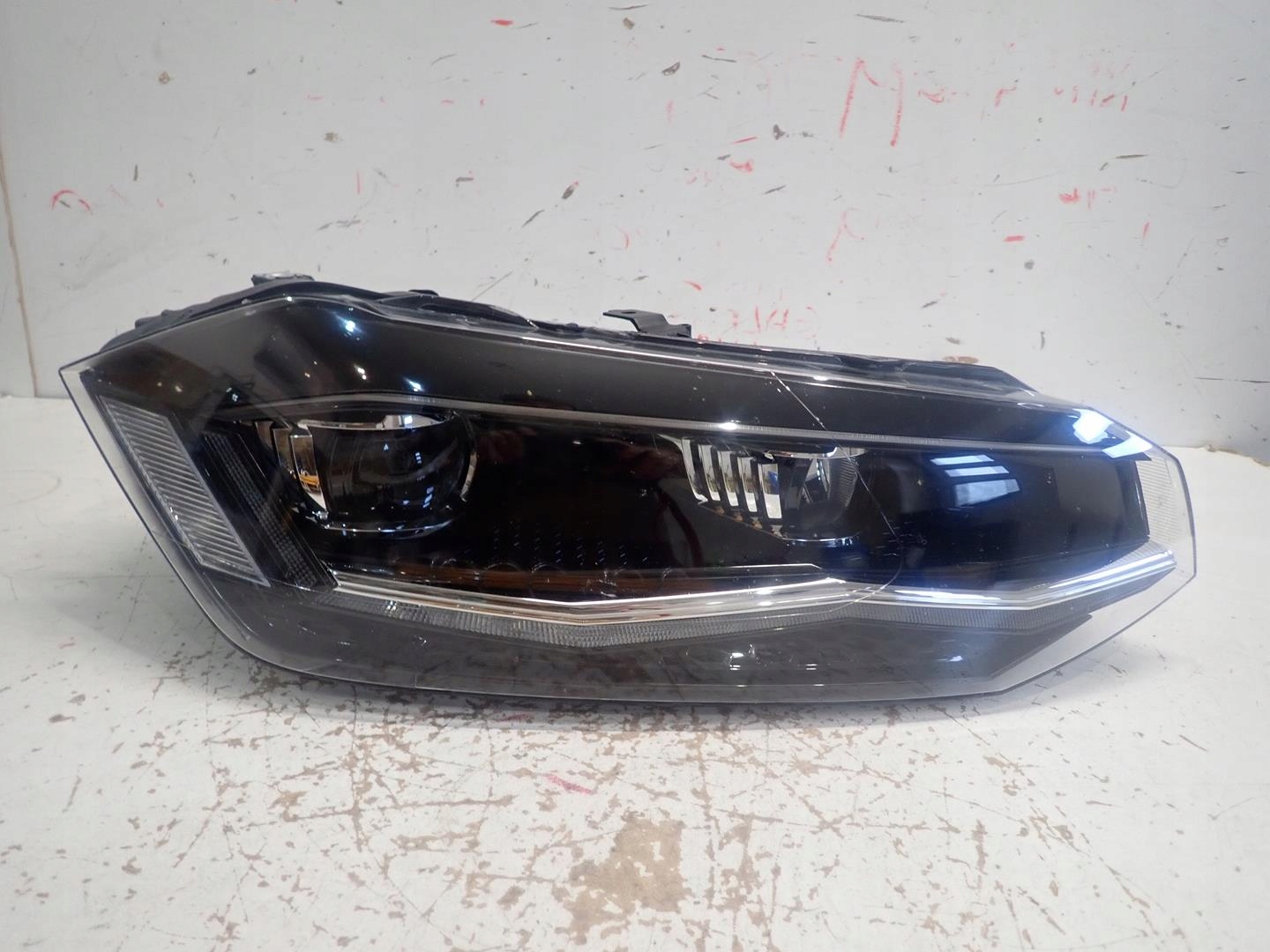 light front right VW POLO VI 2017- FULL LED 2G