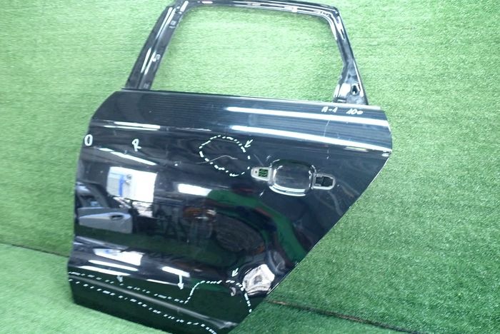 AUDI A1 10- Tür links hinten heck