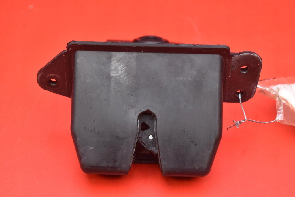 lock bonnet rear part boot HYUNDAI I40 VF KOMBI 11-15
