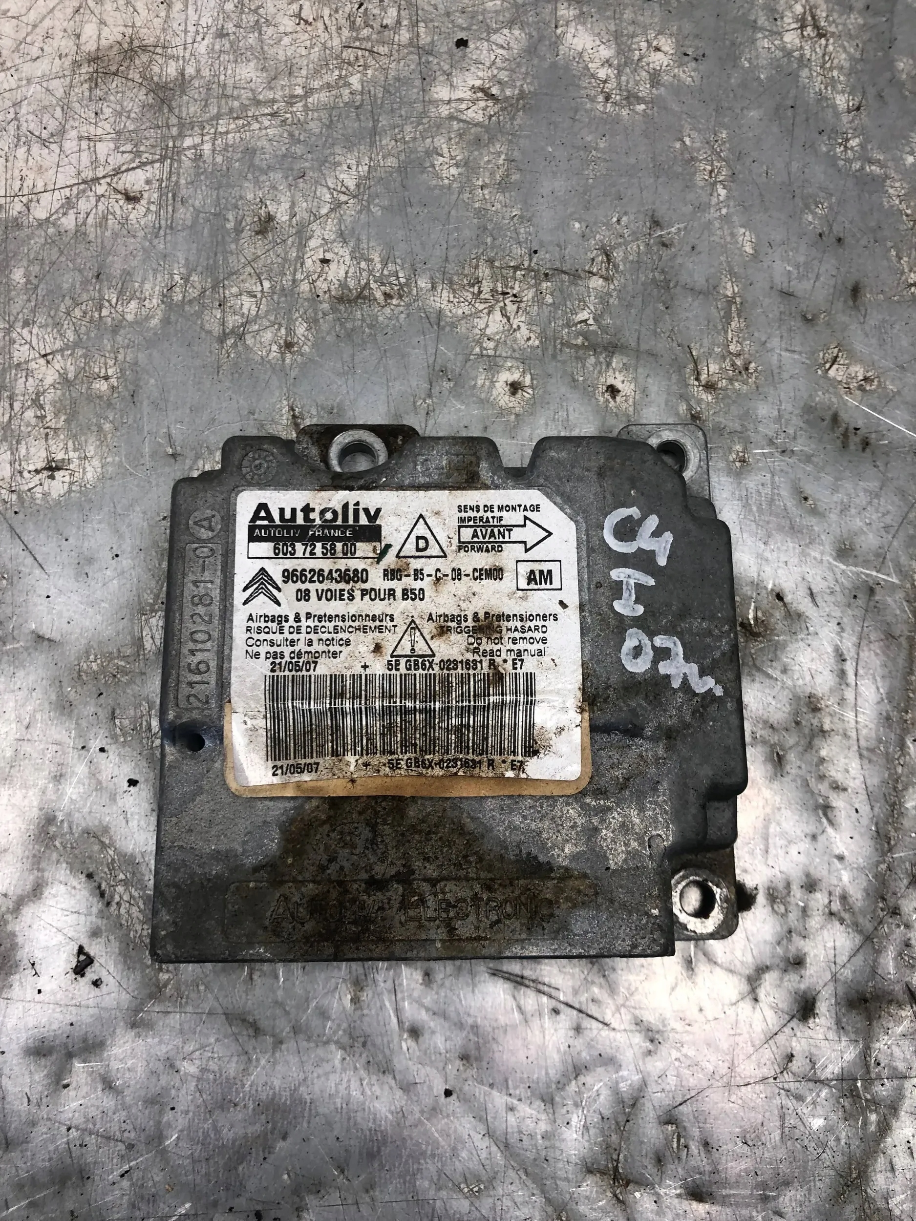 Module SENSOR Airbag CITROEN C4 et 9662643680