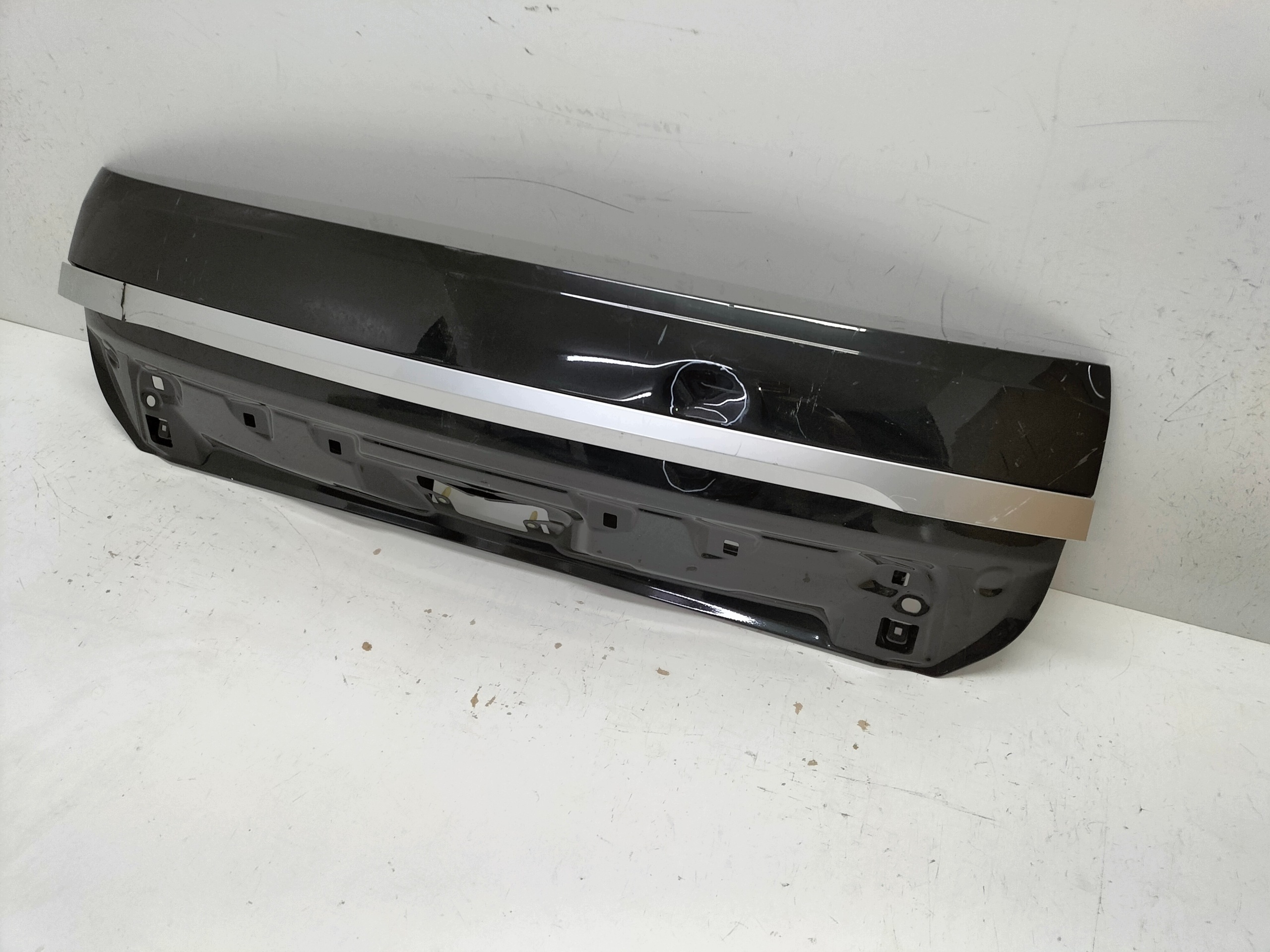 boot doors boot rear part burta lower RANGE ROVER VOGUE 5 V L460 22