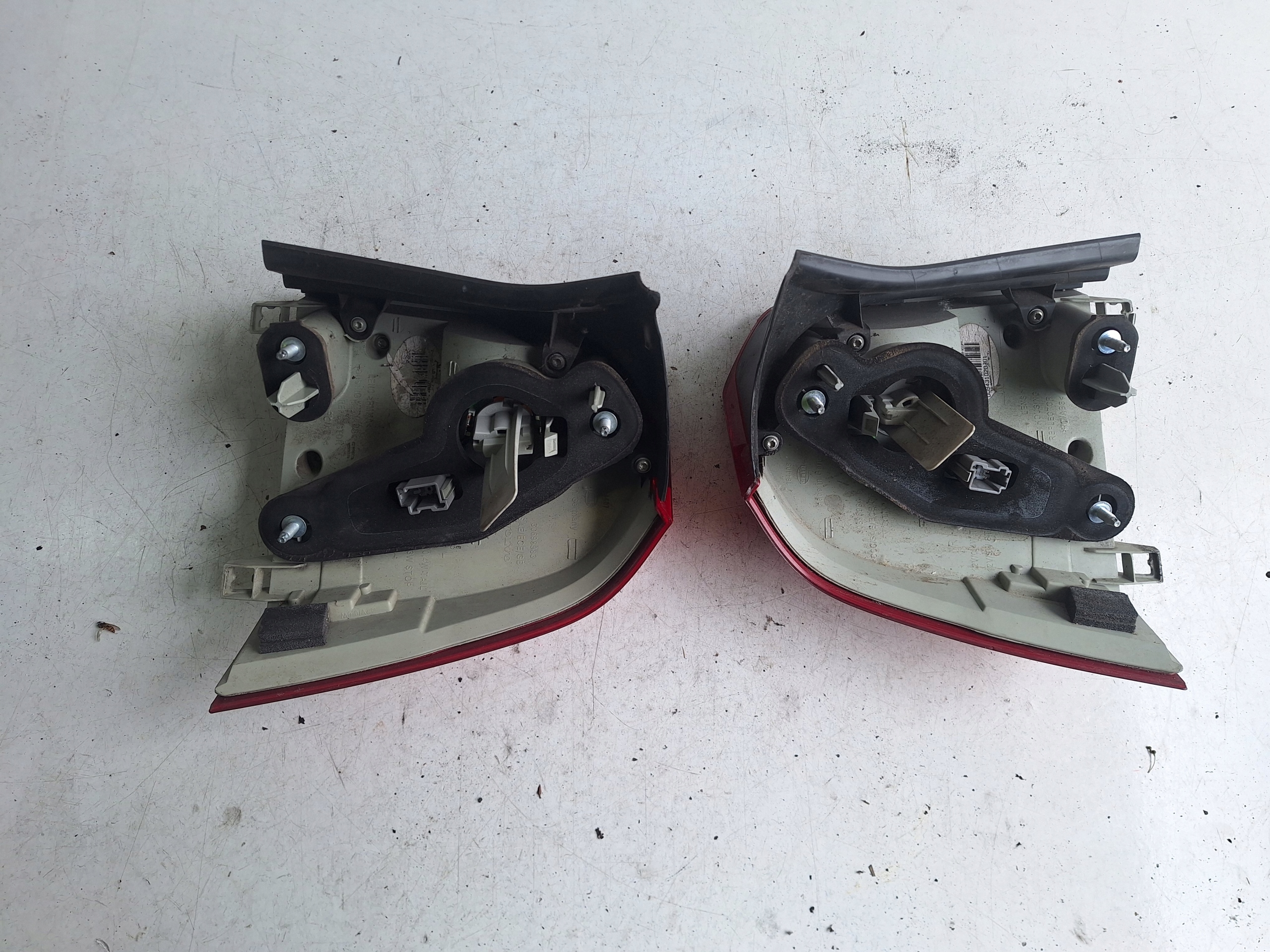 VOLVO V70 III 07-13 light right LED