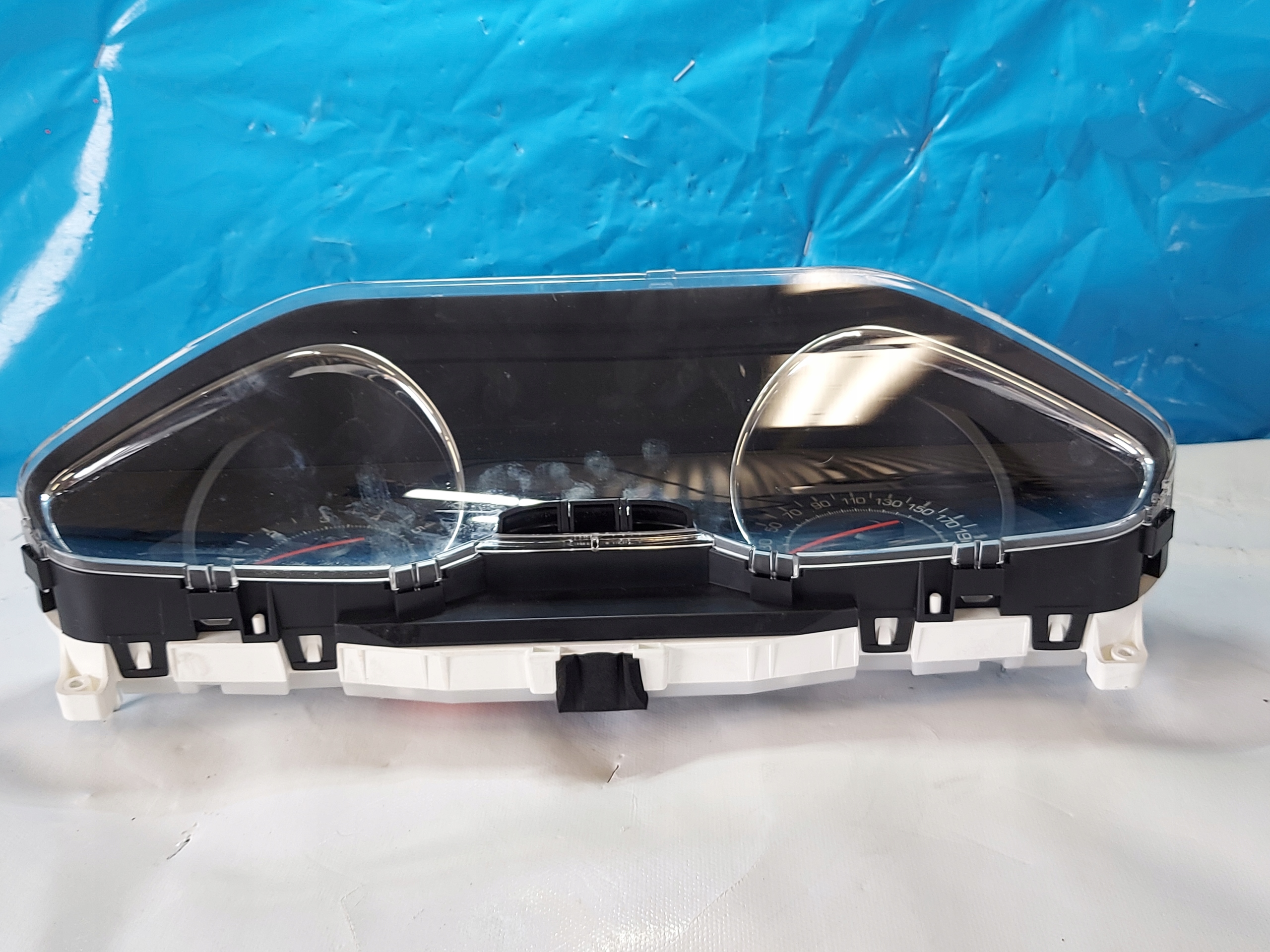 dials clock PEUGEOT 208 2014r 9801904780