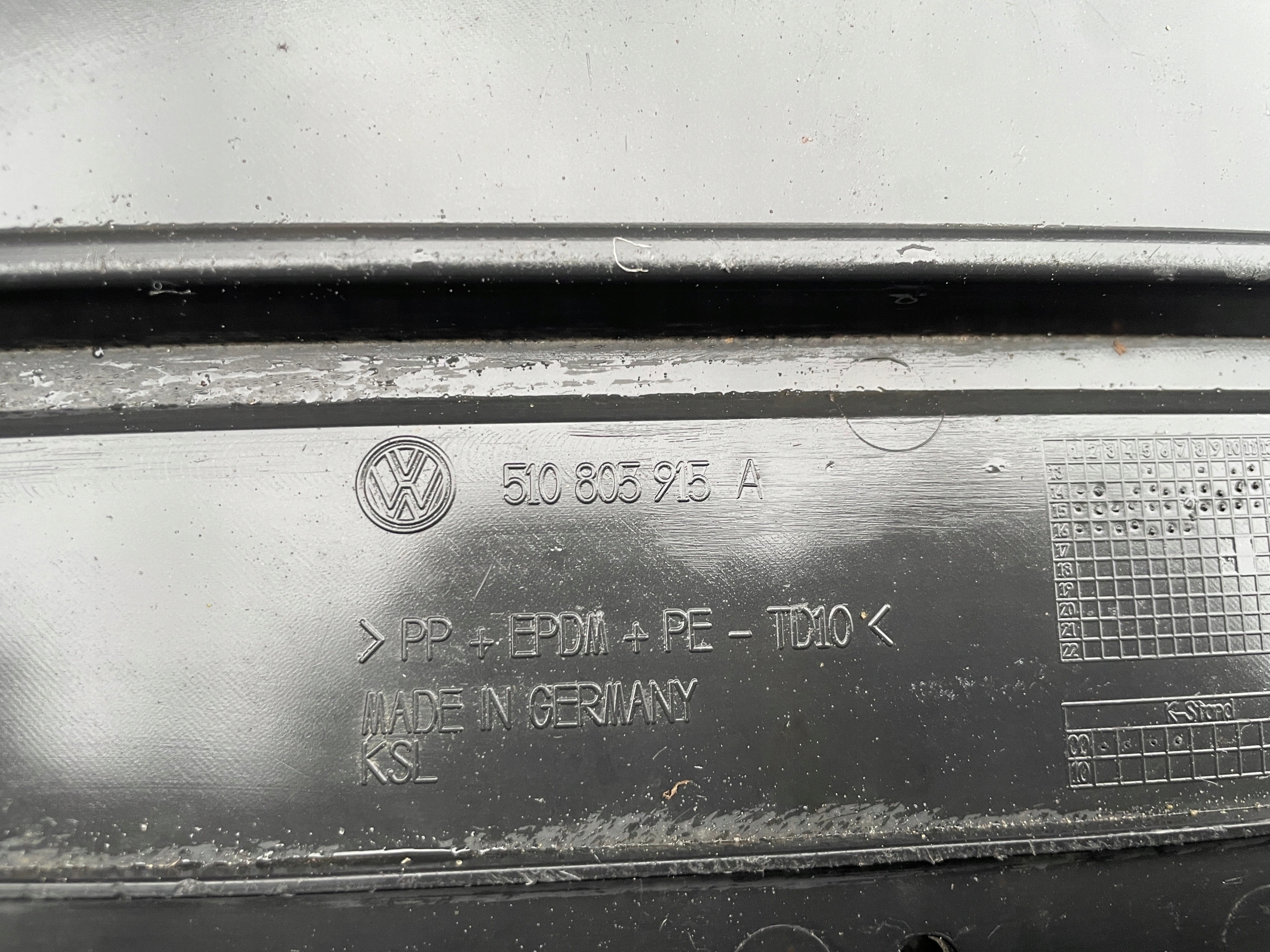 Volkswagen Golf VII spoiler lower bumper 510805915A