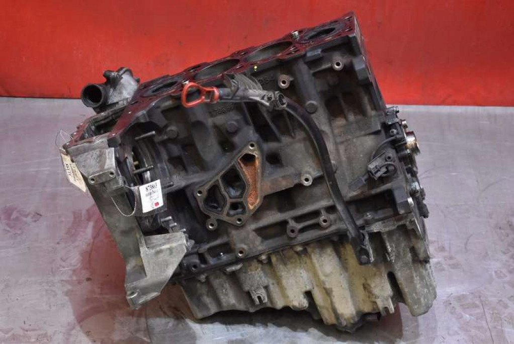 BLOK DÓŁ SILNIKA WAŁ 7786664 M47D20 BMW E90 E91 2.0 D 163 KM 04-10