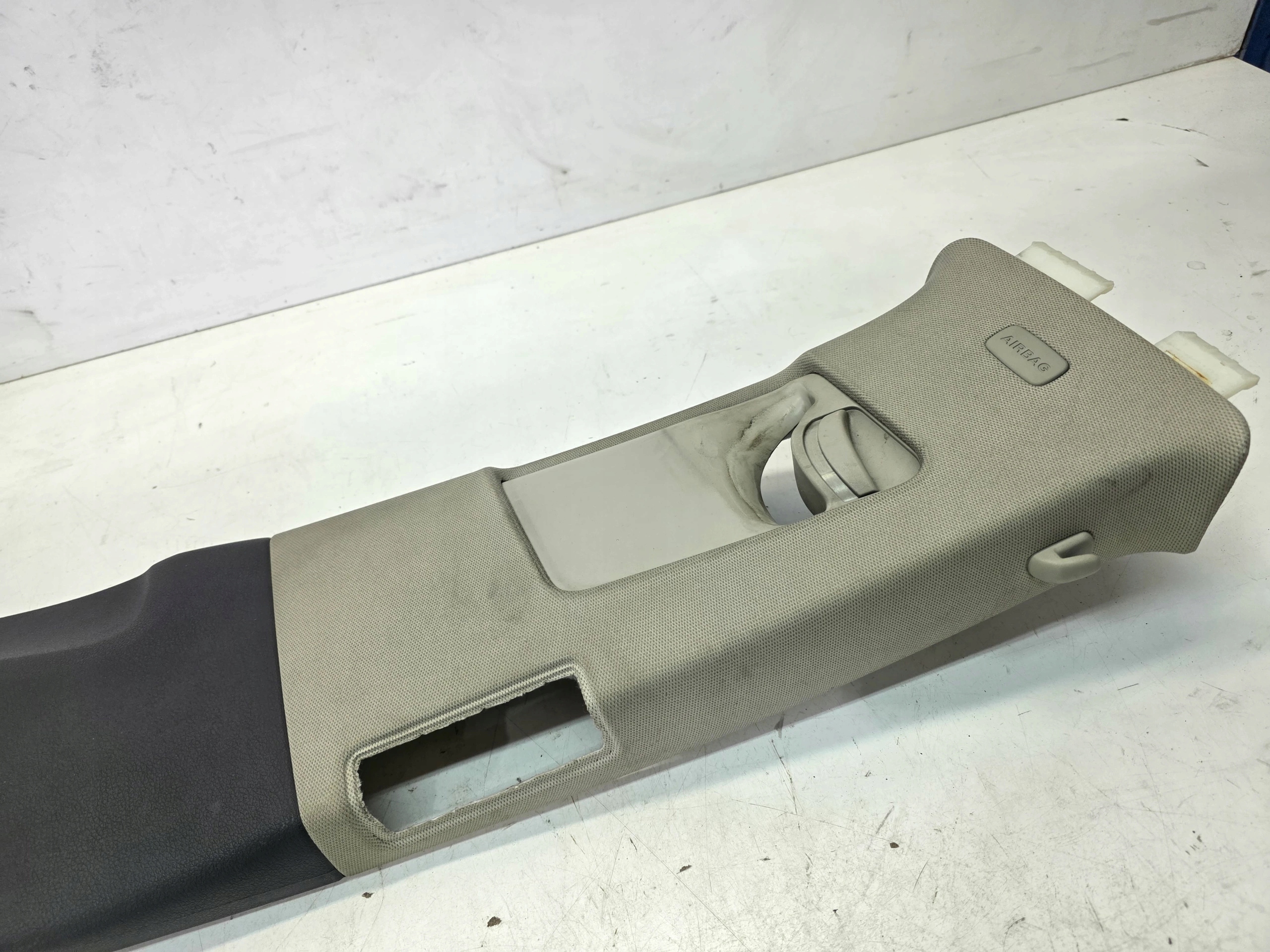 Blende Abdeckung SLUPKA rechts AUDI Q7 4L 4L0867294