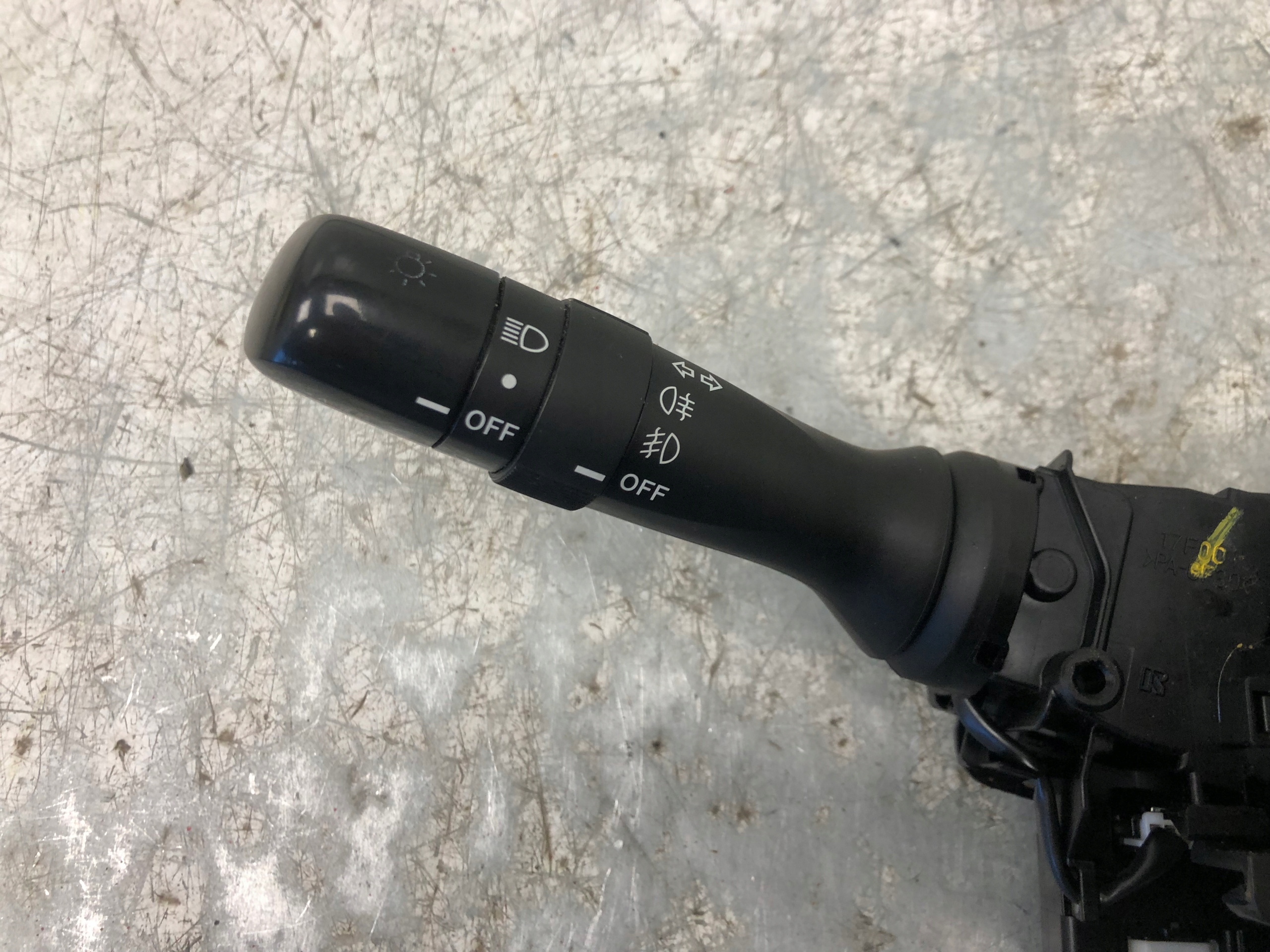 DEVIO LUCI TERGICRISTALLO TERGI TOYOTA AURIS e 89245-02040