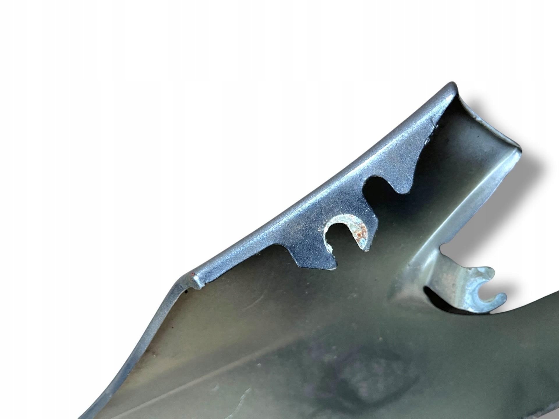 fender front right side Opel Astra J 2011 13302208
