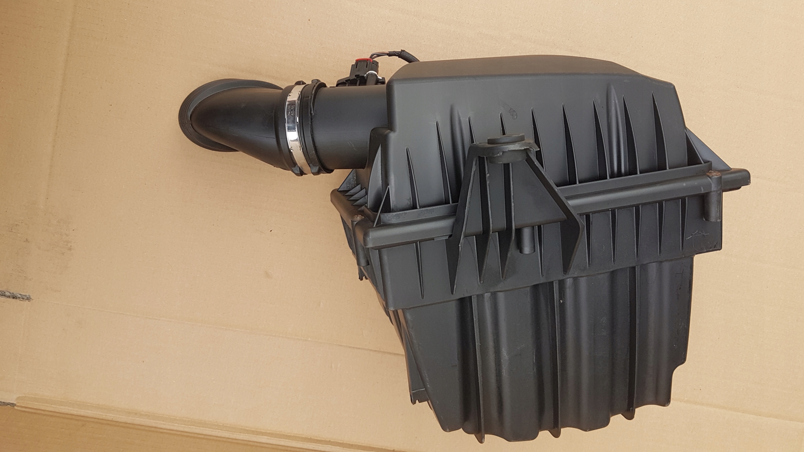Gehäuse filter RANGE ROVER EVOQUE BJ32-9600-AD
