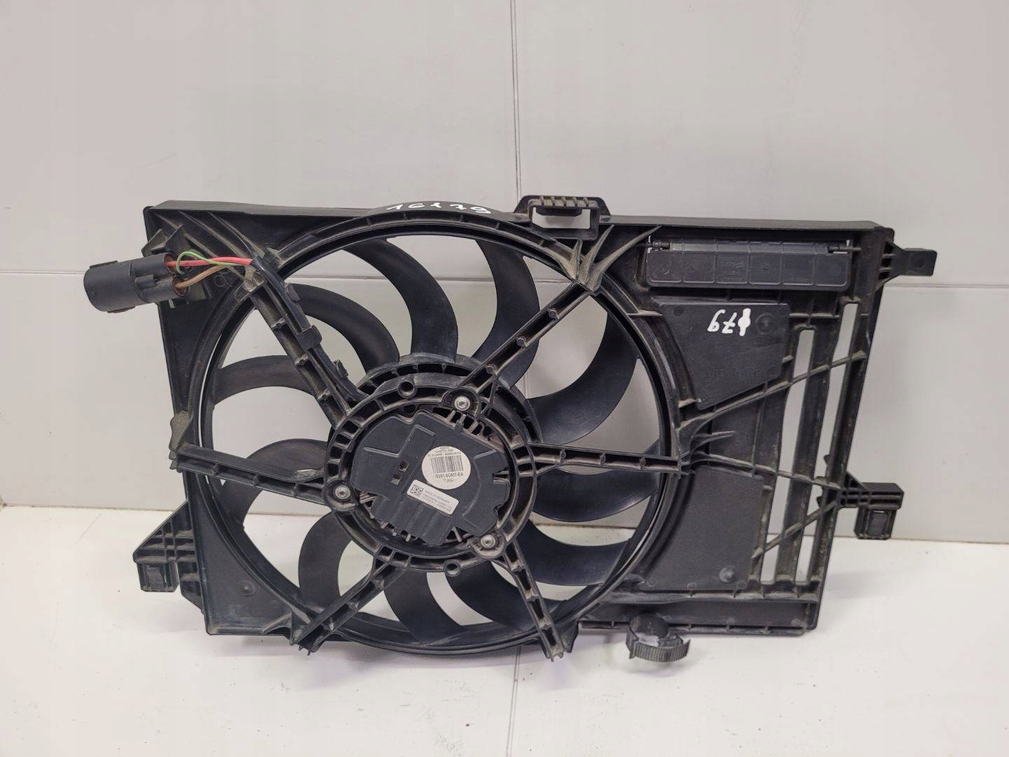 ventilátor chladiče Ford Kuga 2 2016 GV61-8C607-BA
