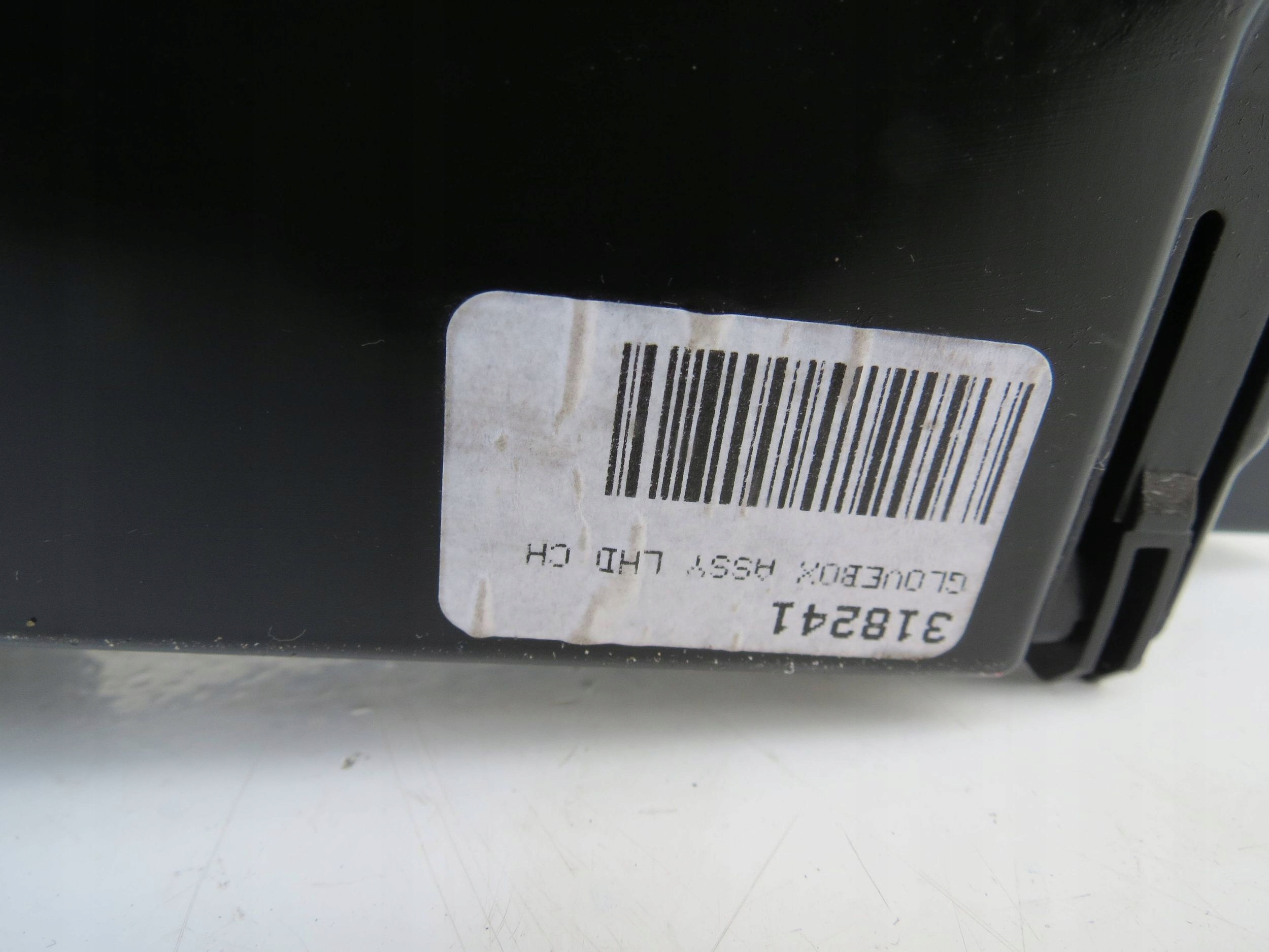 бардачок пассажира volvo S90 2.0 V90 31417445