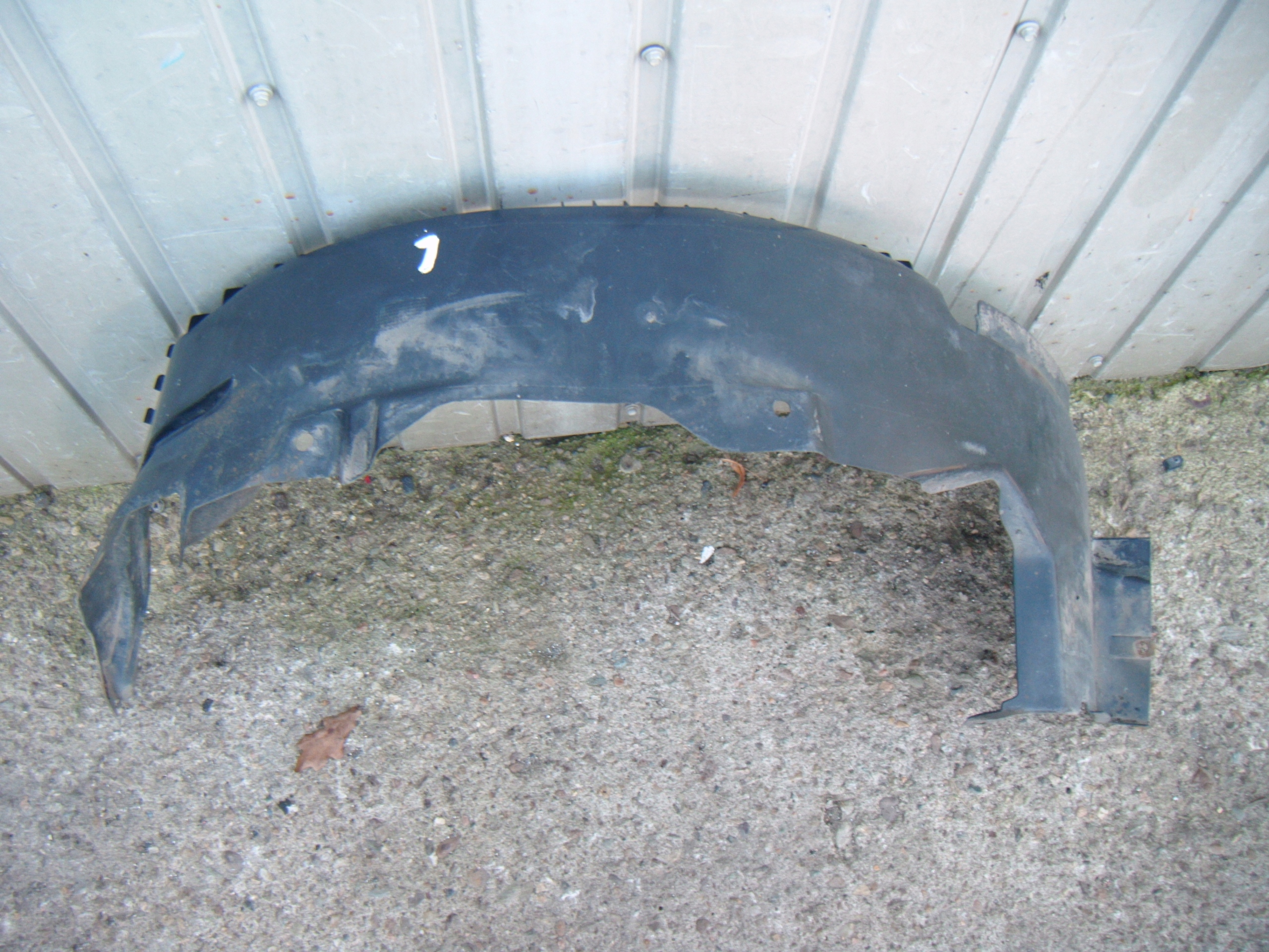 VOLVO V40 S40 95-04 NADKOLE LEWY PRZÓD