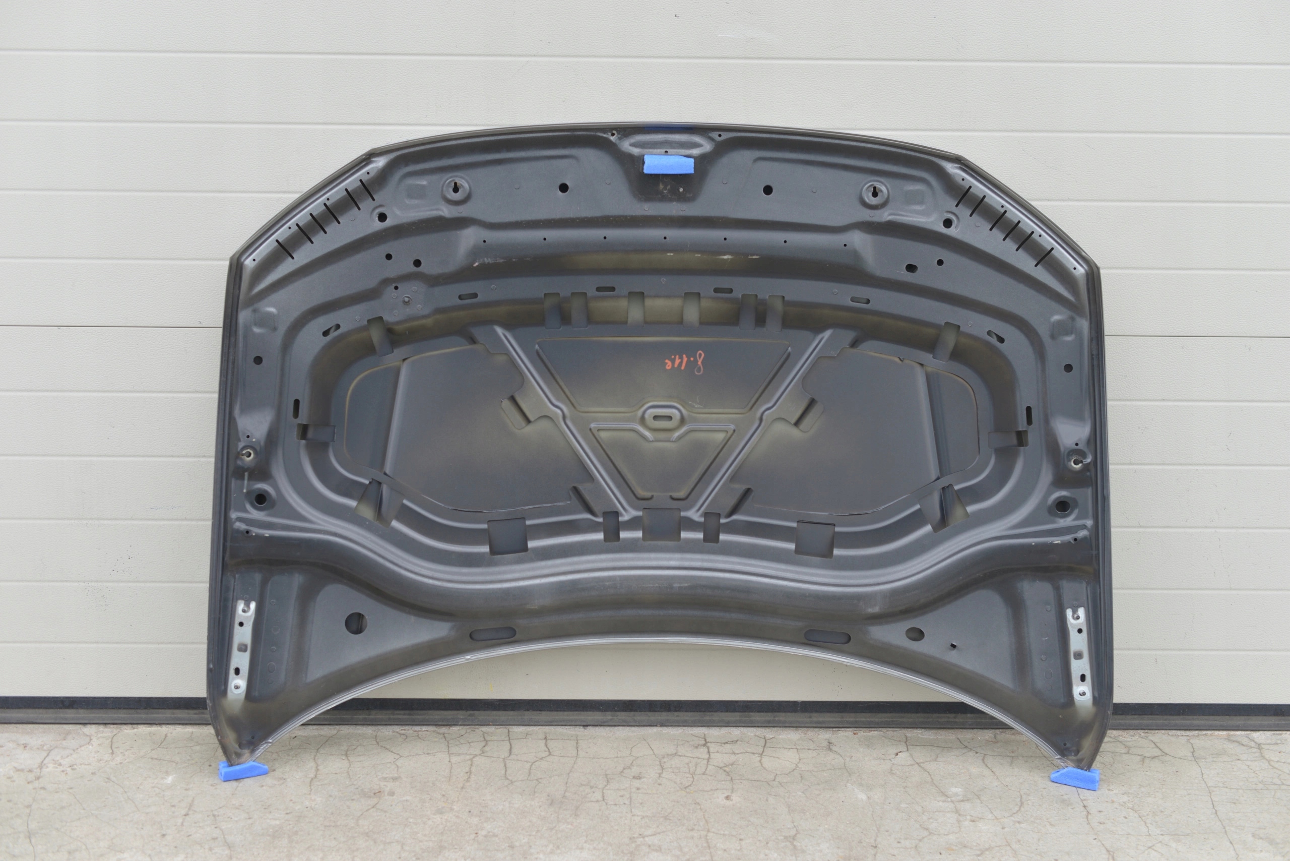 VW TIGUAN II 2 5NA MASKA POKRYWA SILNIKA 5NA823155F Typ samochodu 4x4/SUV Samochody osobowe