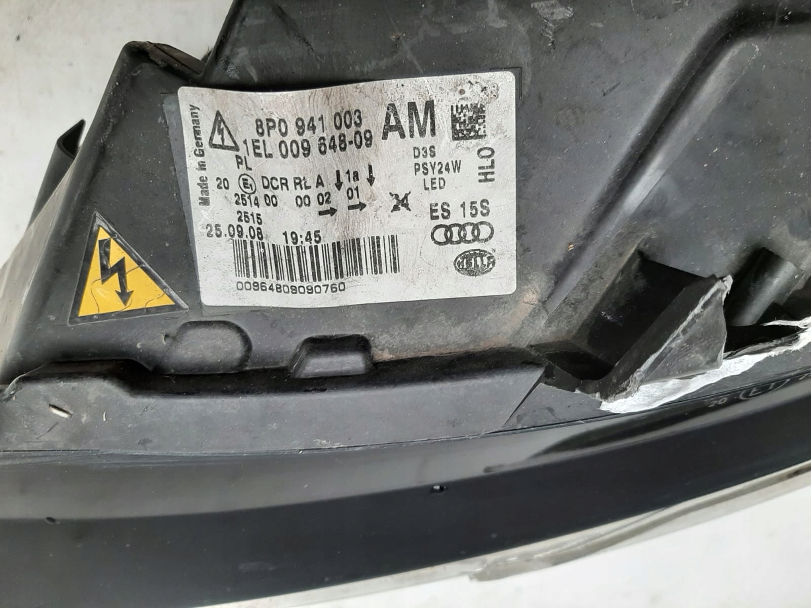 AUDI A3 8P LIFT 08- light left front front XENON 8P0941003