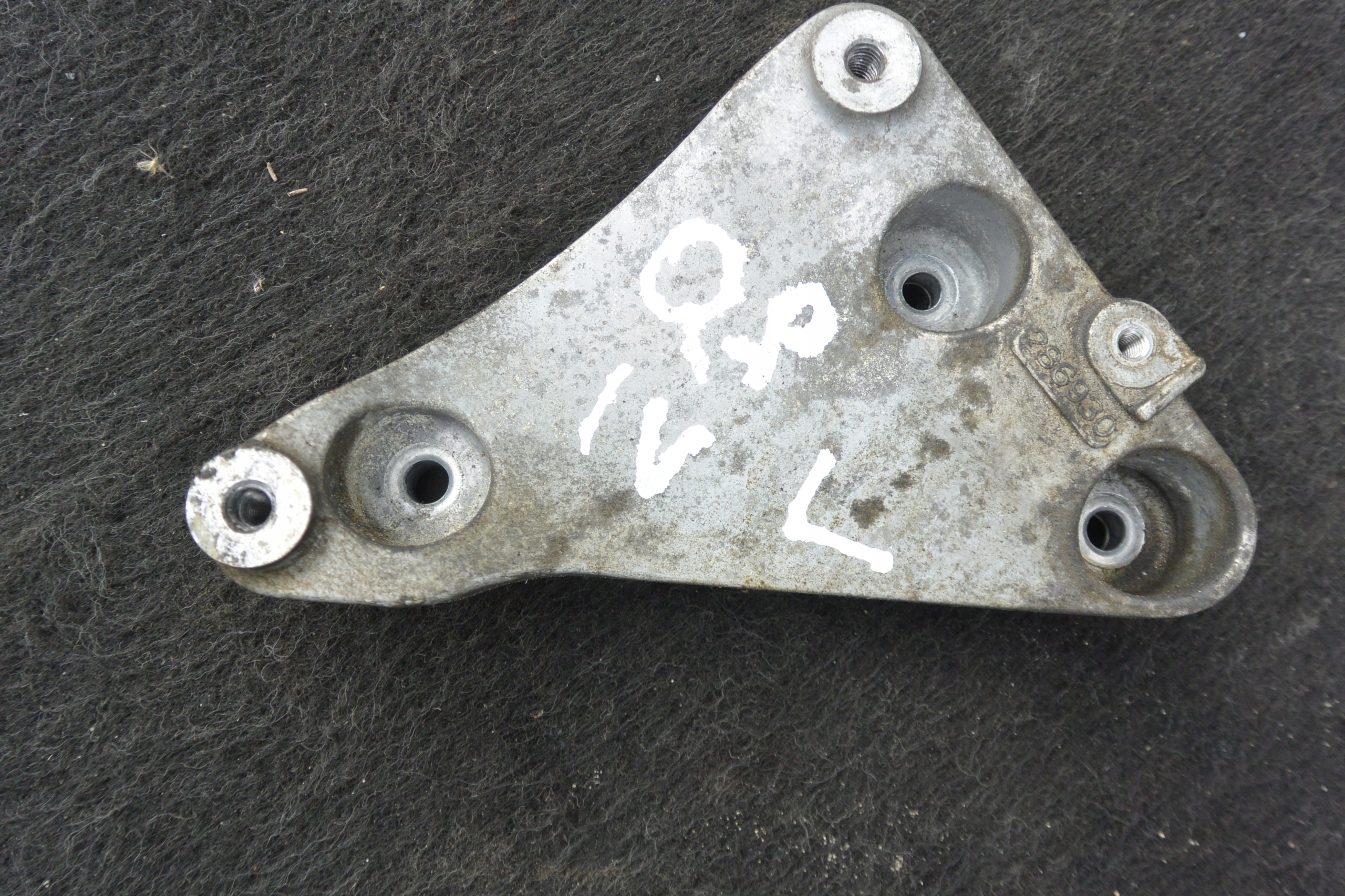 engine mount 3.0B MASERATI QUATTROPORTE VI GHIBLI III