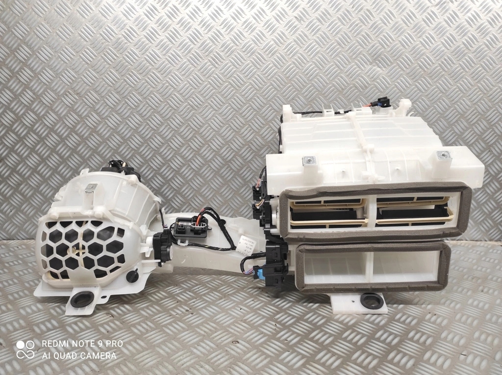 DMUCHAWA NAGRZEWNICA WENTYLATOR DMUCHAWY OPEL COMBO E TOYOTA PROACE CITY