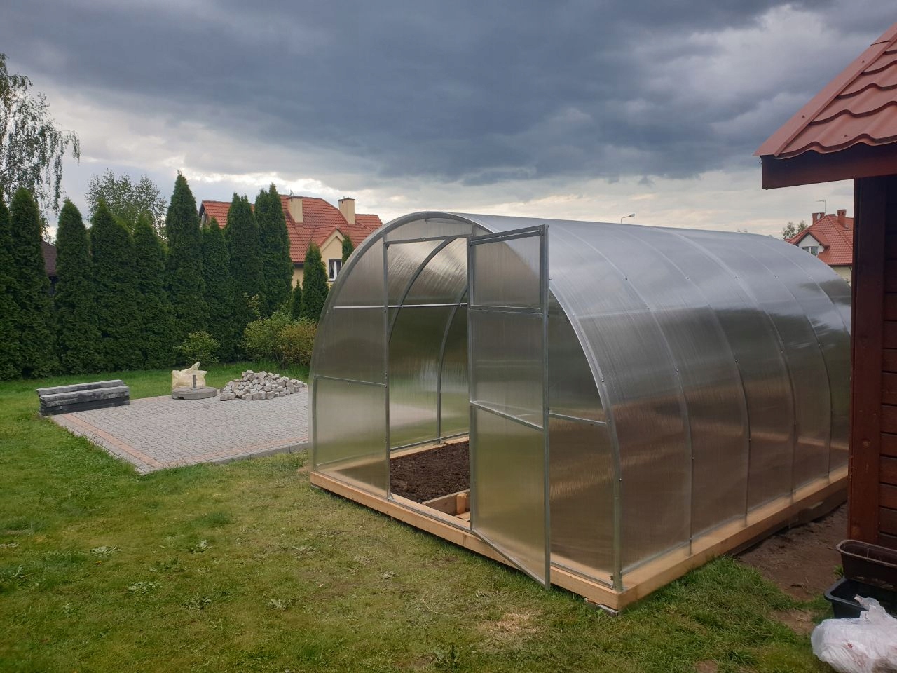 Szklarnia z poliwęglanu Tunel ogrodowy 3x2 m profile 20x20 poliwęglan 4mm Producent inny