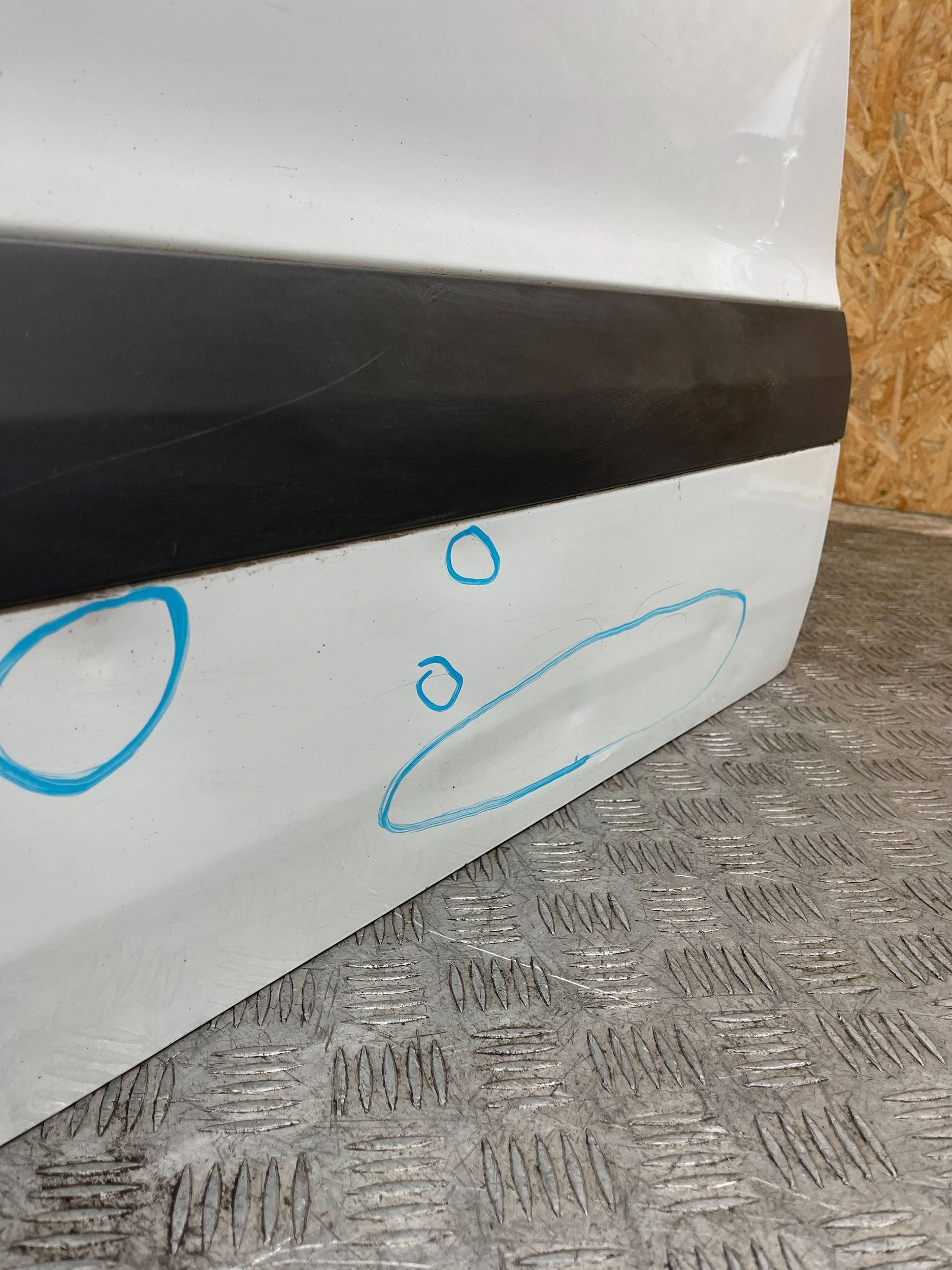 door front front left FORD TRANSIT COURIER 14