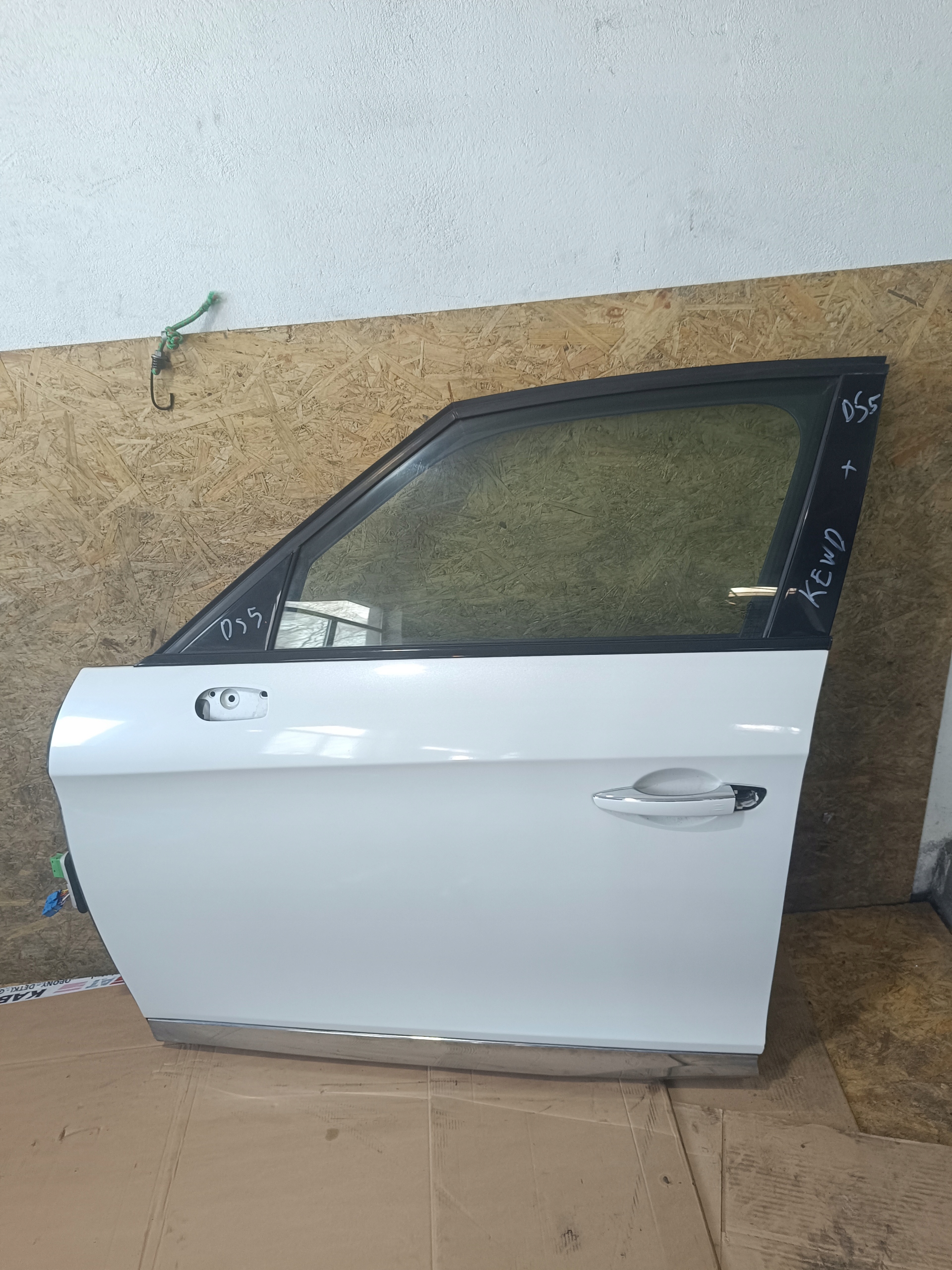 DRZWI LEWE PRZÓD CITROEN DS5 KWED