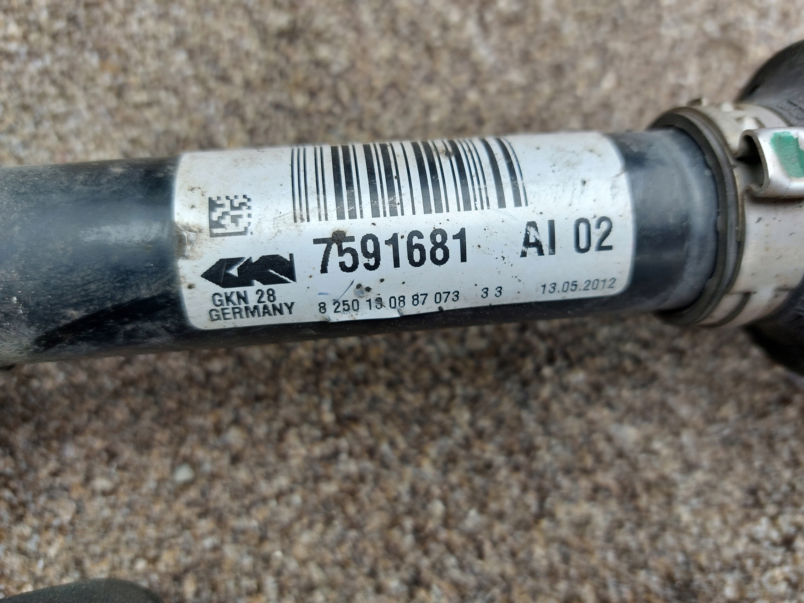 semi-axis left front BMW X1 E84 2.0 D X-DRIVE 12r