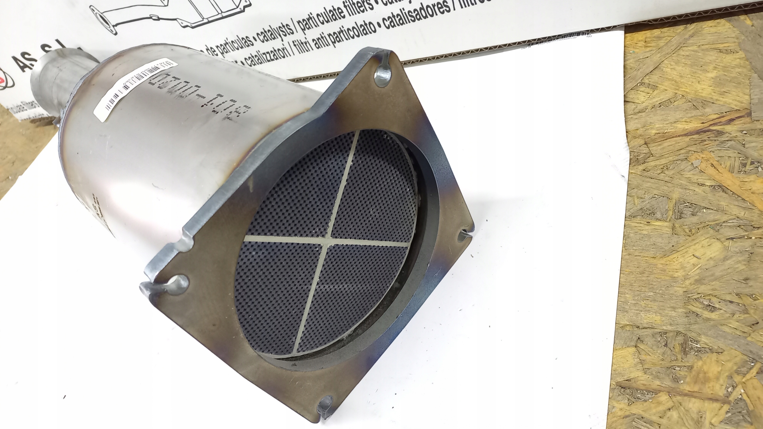 FILTR CZĄSTEK STAŁYCH DPF CITROEN C5 2.0 HDI 01-04 EAN (GTIN) 8435247736986