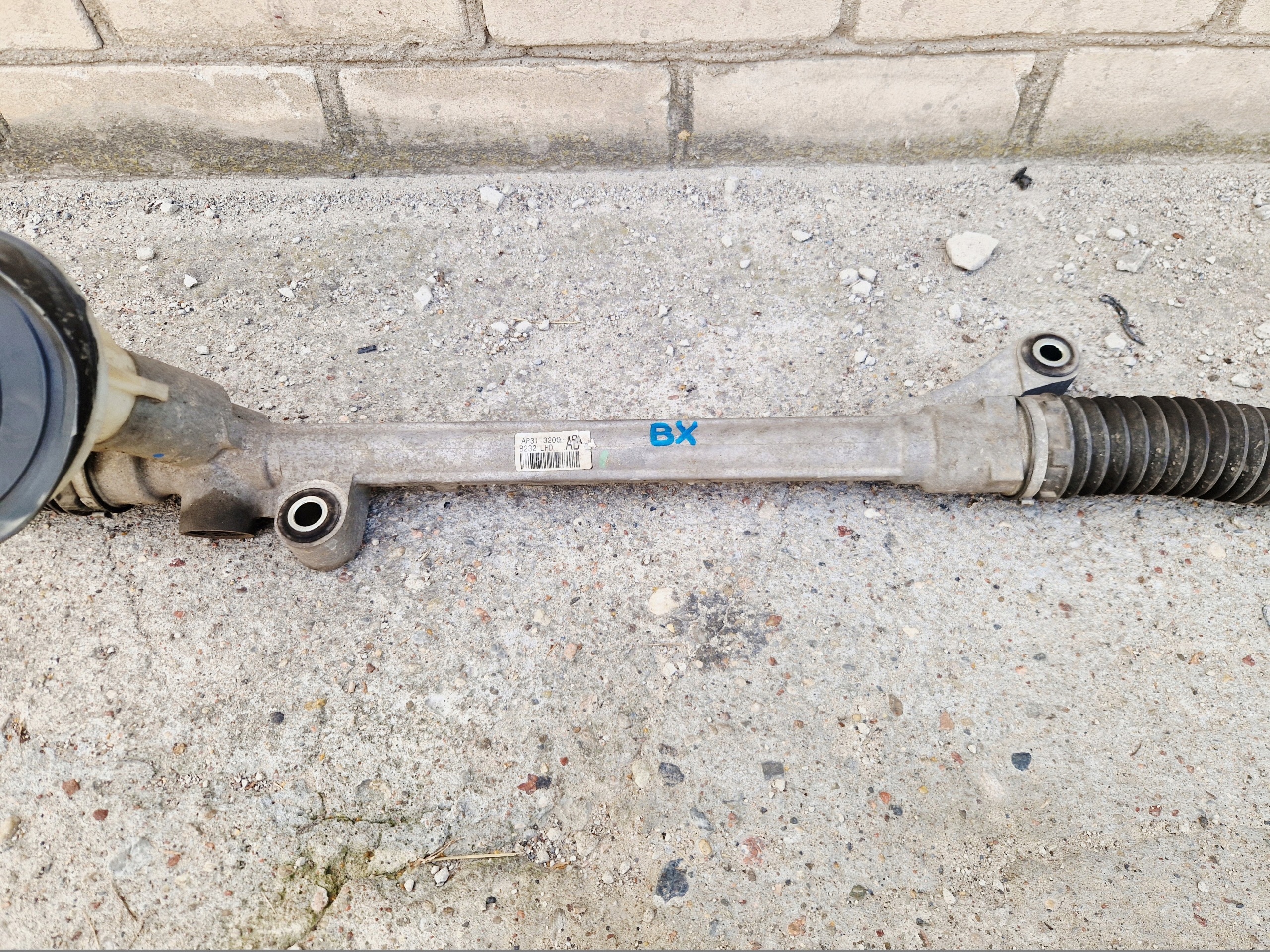 Boîter direction Boîter direction FORD B-MAX BMAX AP31-3200-AB