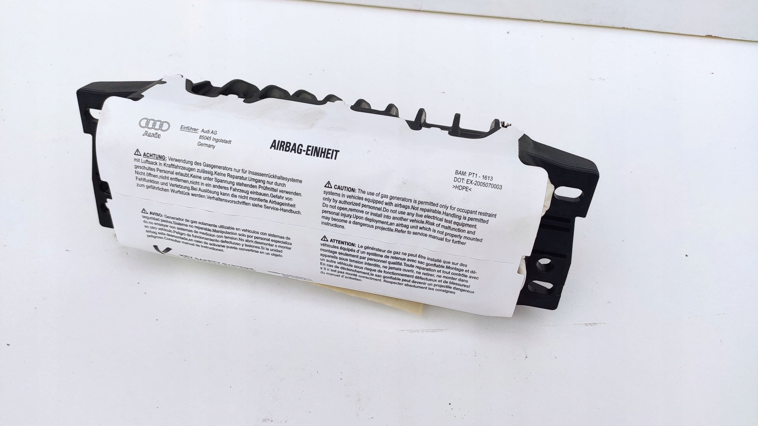 8T0880204F - AUDI A4 B8 A5 8T подушка безпеки пасажирські дошки