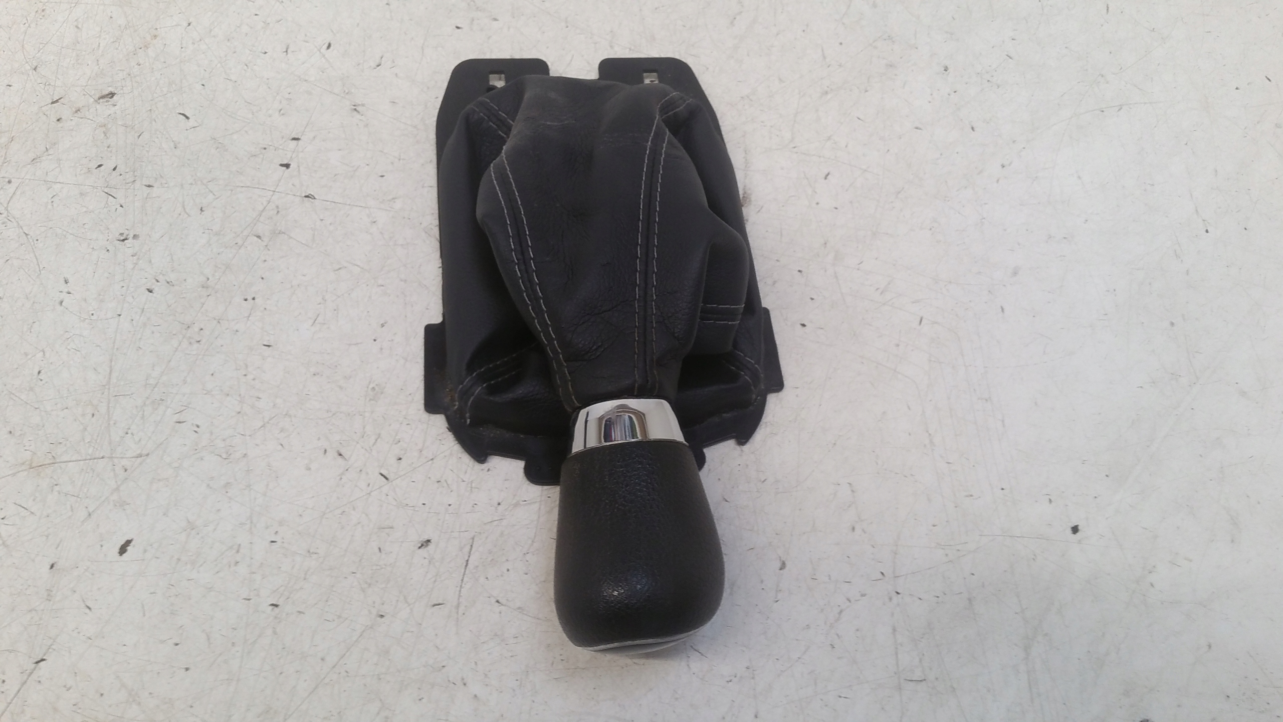 Pomello ghetta Ford KA+