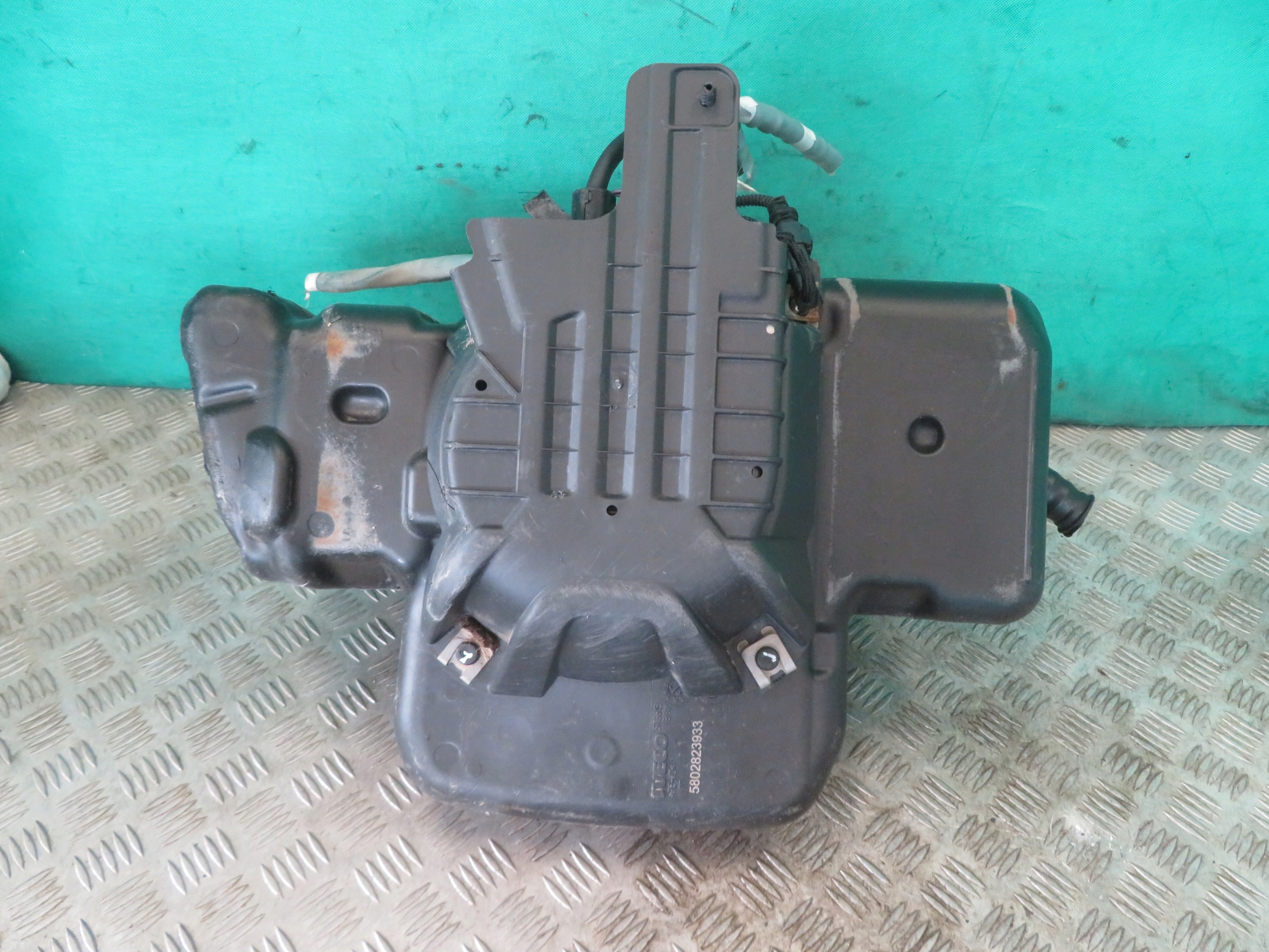 serbatoio Pompa ADBLUE IVECO DAILY 2.3 23R 5802823933
