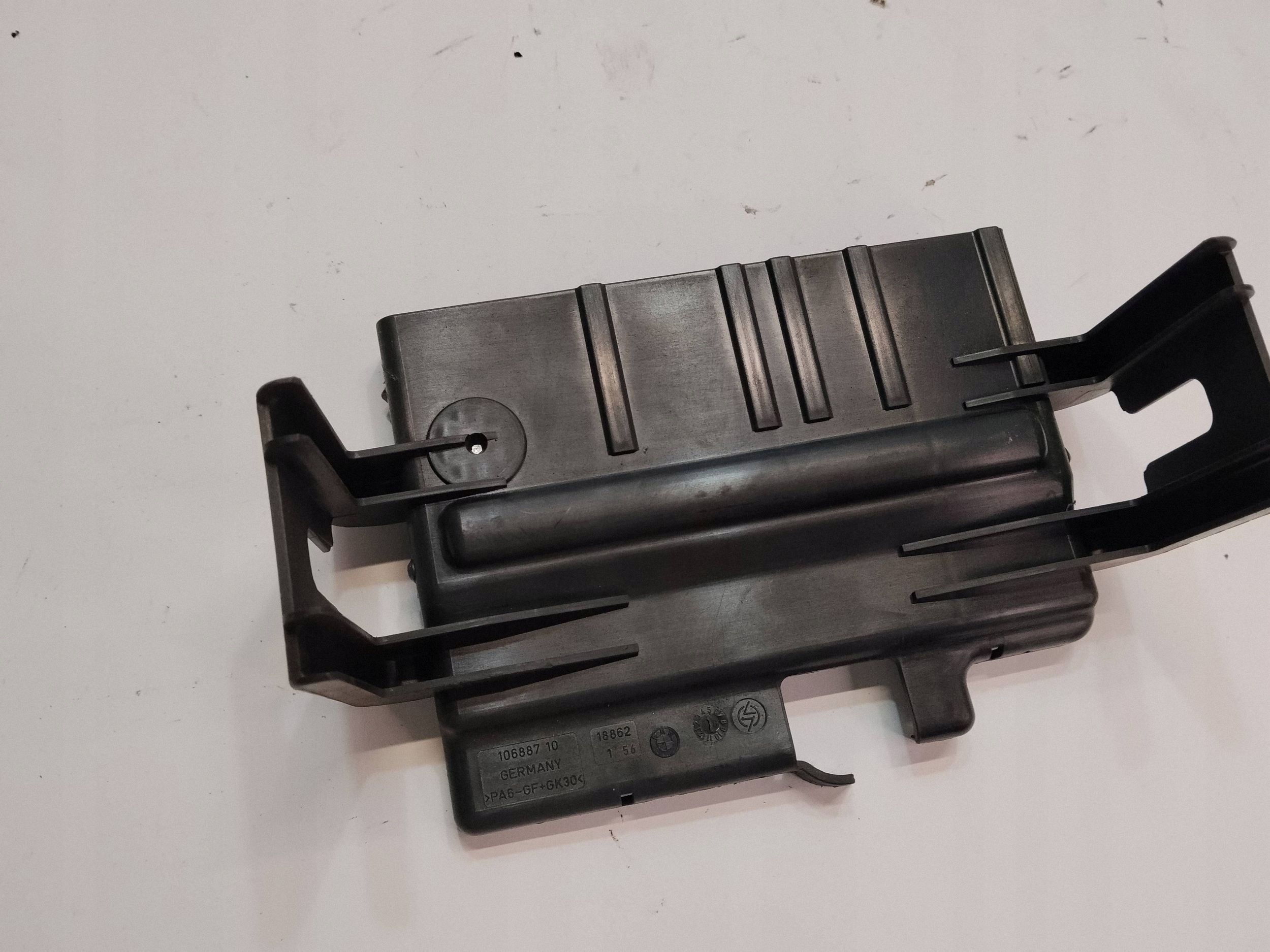 Module fusibles BMW 1 E81 E87 2010 10688710