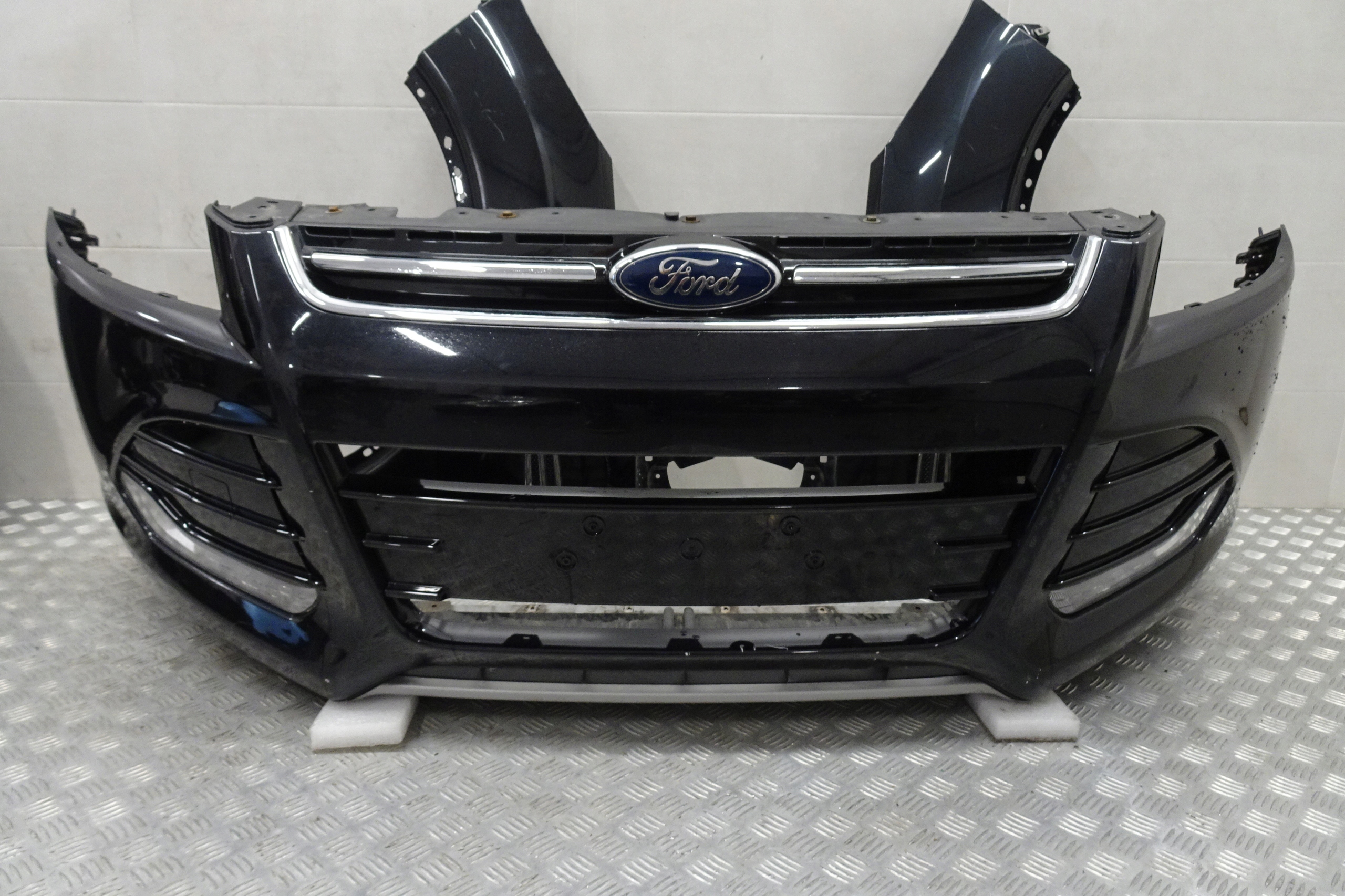 FORD KUGA MK2 ZDERZAK PRZEDNI BŁOTNIK LAMPA PAS KOMPLETNY PRZÓD 1.6 B 2013- Numer katalogowy części CFFKUGII2