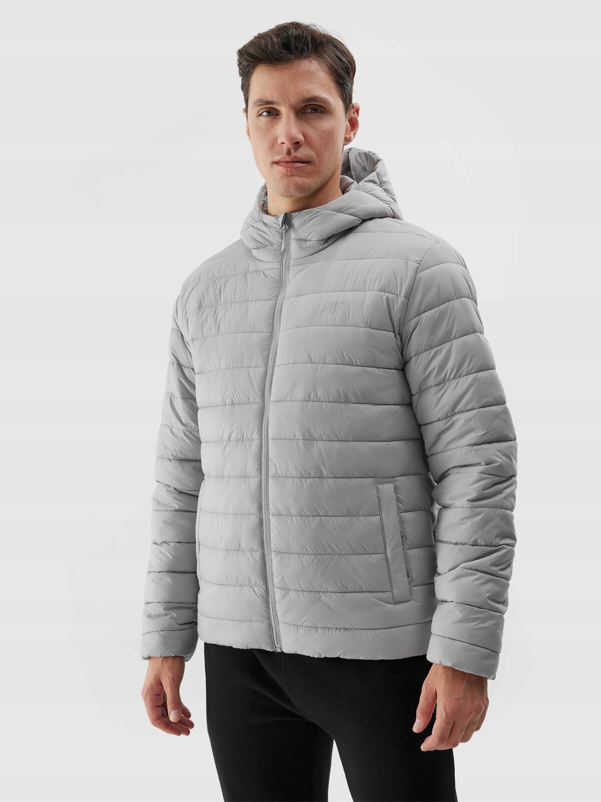 4F pánská prošívaná bunda s kapucí 4FWSS24TDJAM379-27S velikost XL