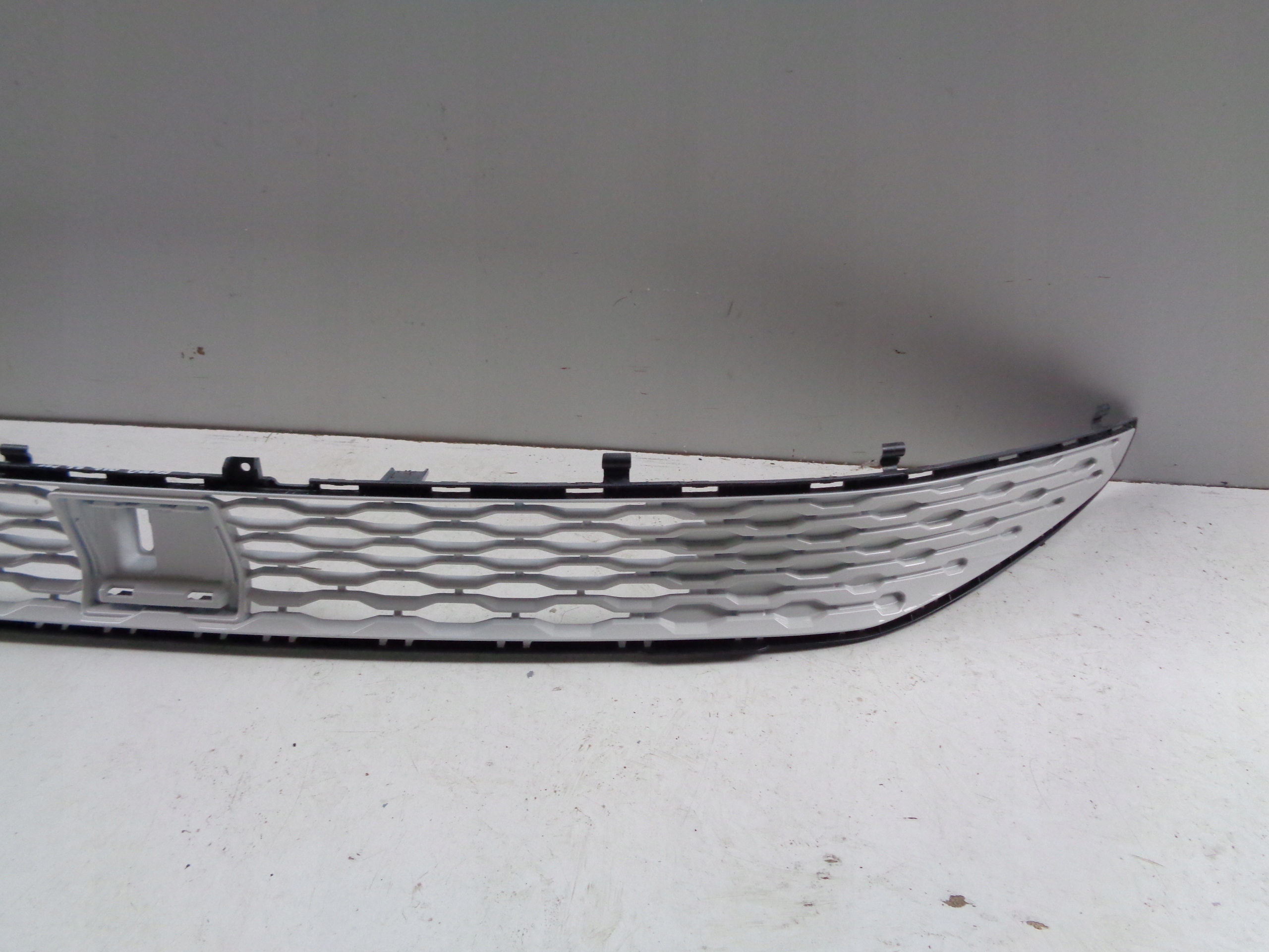 grid of a bumper lower VW T7 7T0 7T 21