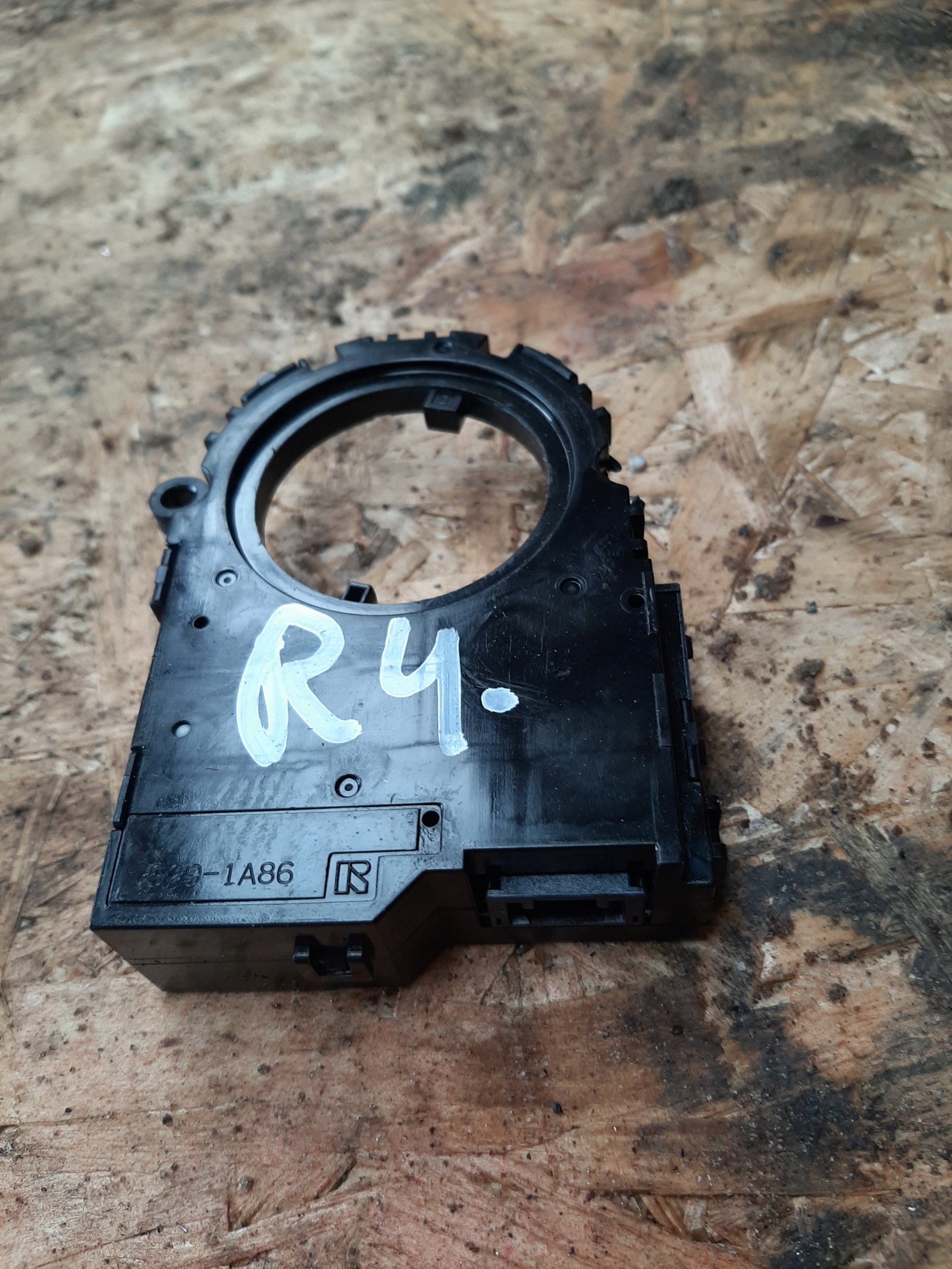 89245-02020 - TOYOTA RAV 4 ДАТЧИК УГЛА ПОВОРОТА РУЛЯ 2013 >