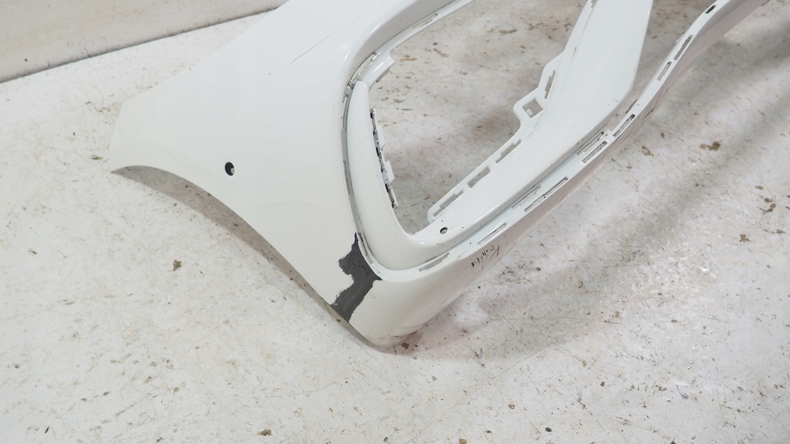 Mercedes C Klasa W206 AMG bumper front front A2068858401