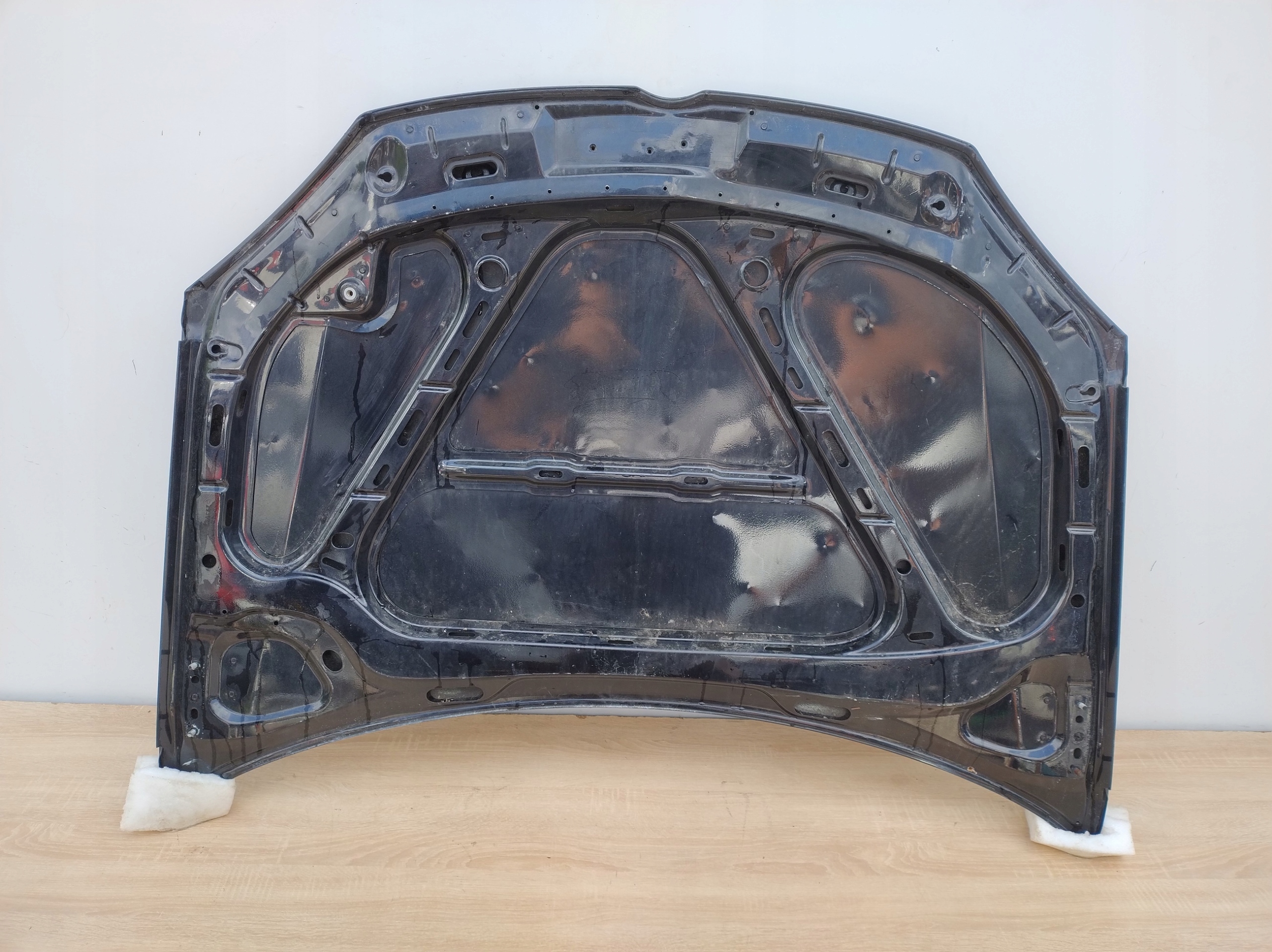 VW GOLF 5 V hauba oštećeno tučom, ledom original 1K0823031