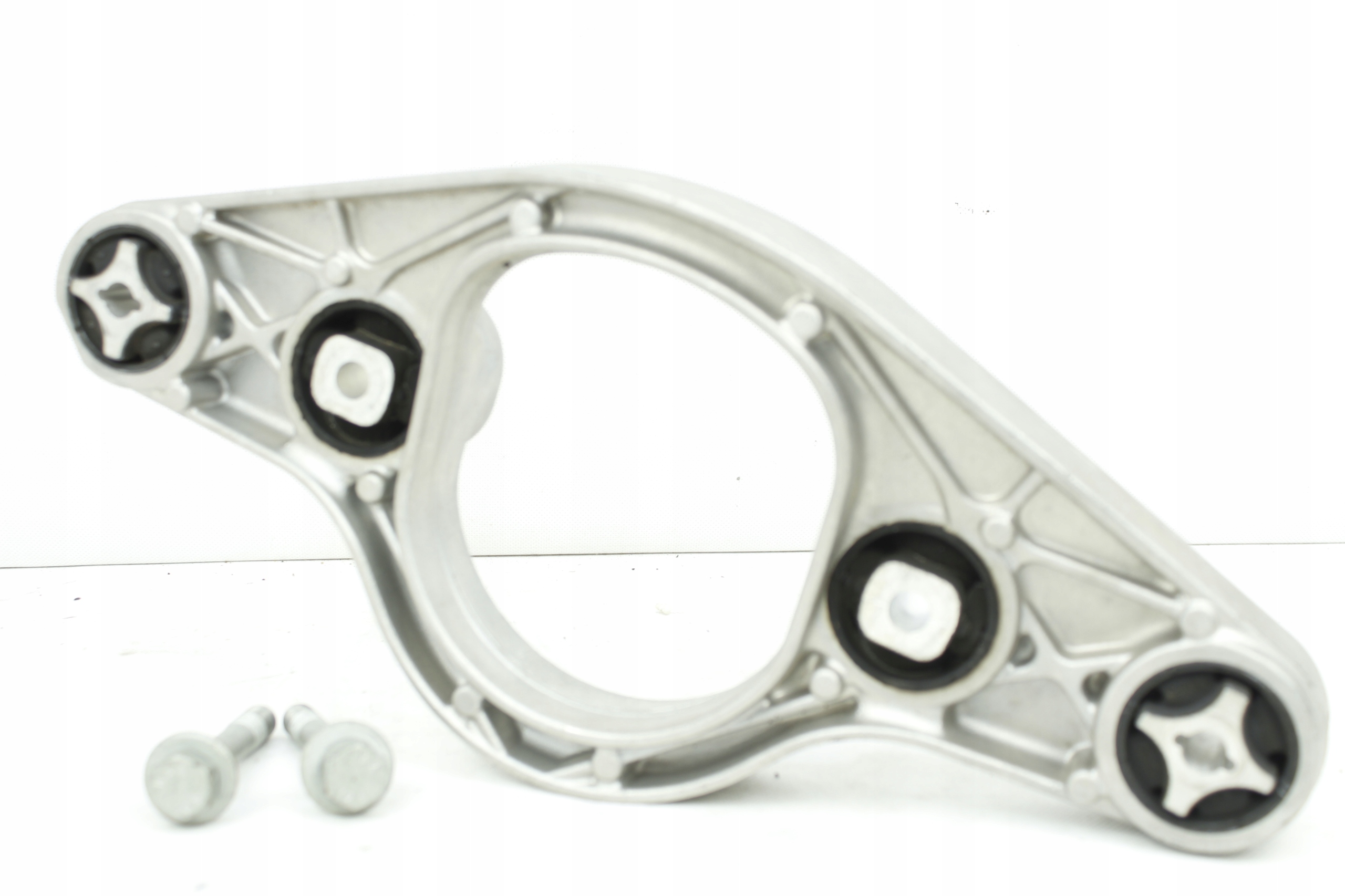 2284774 - Адаптер кронштейн лапа диференціала BMW F80 F82 M3 M4