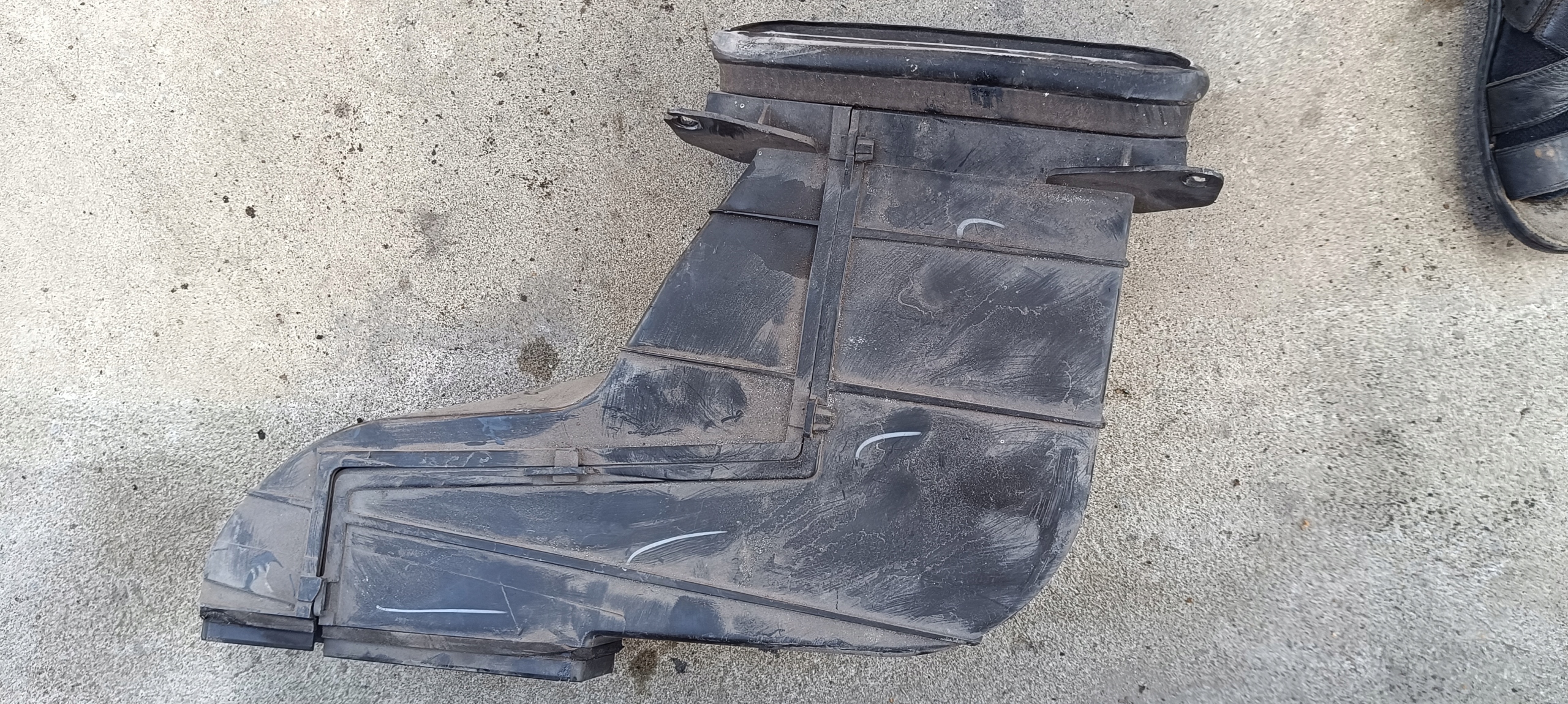 CHWYTAK LUFT FORD TRANSIT 5 V MK5 FL 2.2 TDCI 6C11-18713-BE