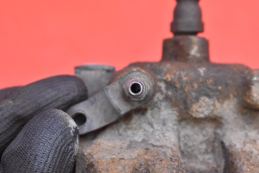 caliper brake right rear part BMW E90 E91 2.0i 143 KM 08-13