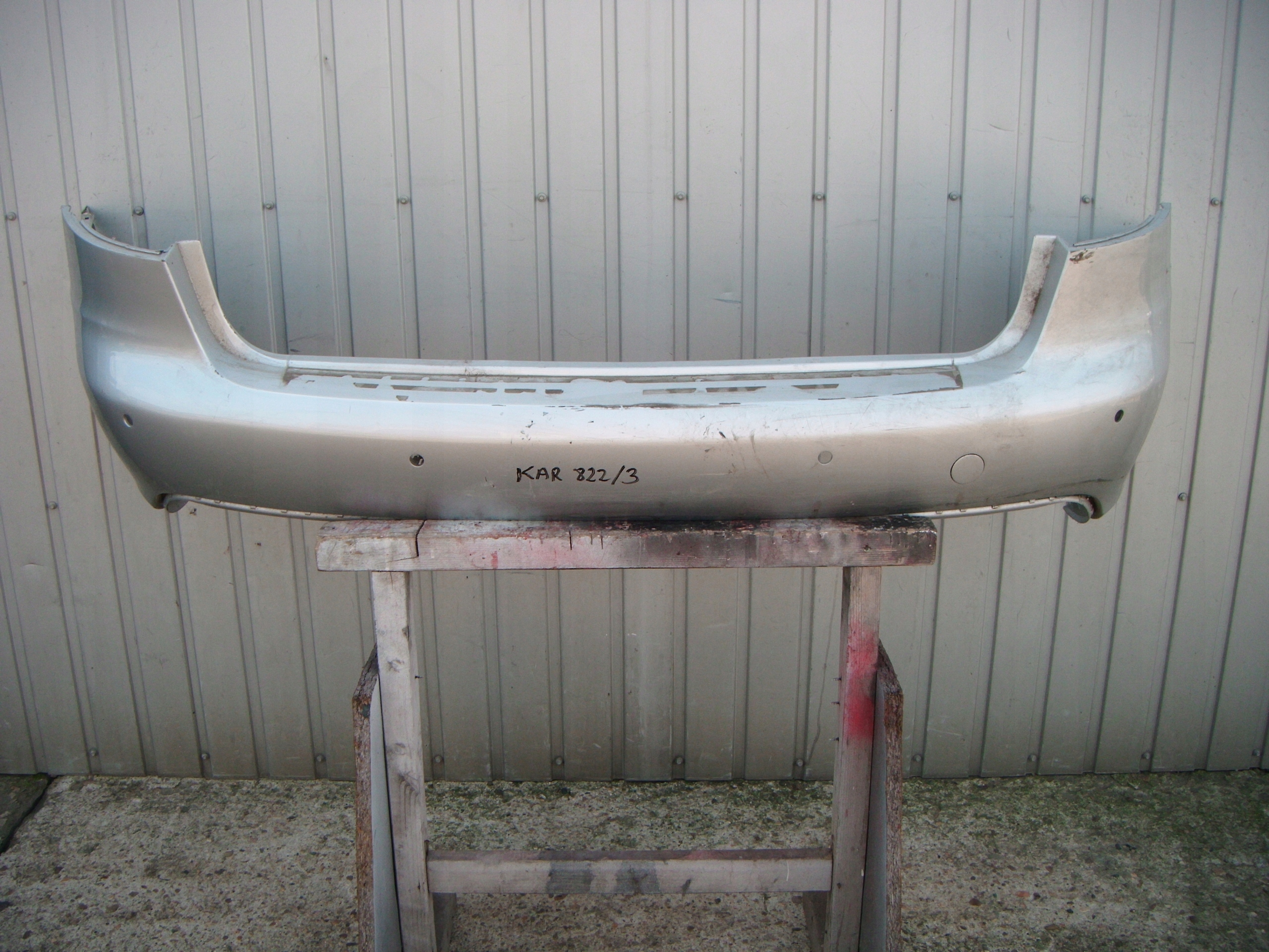 AUDI A4 B8 KOMBI ZDERZAK TYŁ 8K9807511H