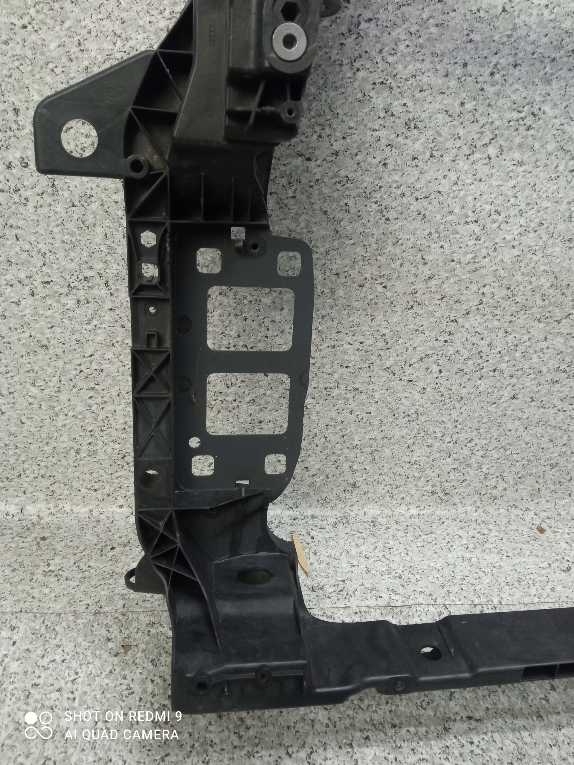 PAS PRZEDNI AUDI Q7 Q8 II 4M0805594E Producent części Audi OE